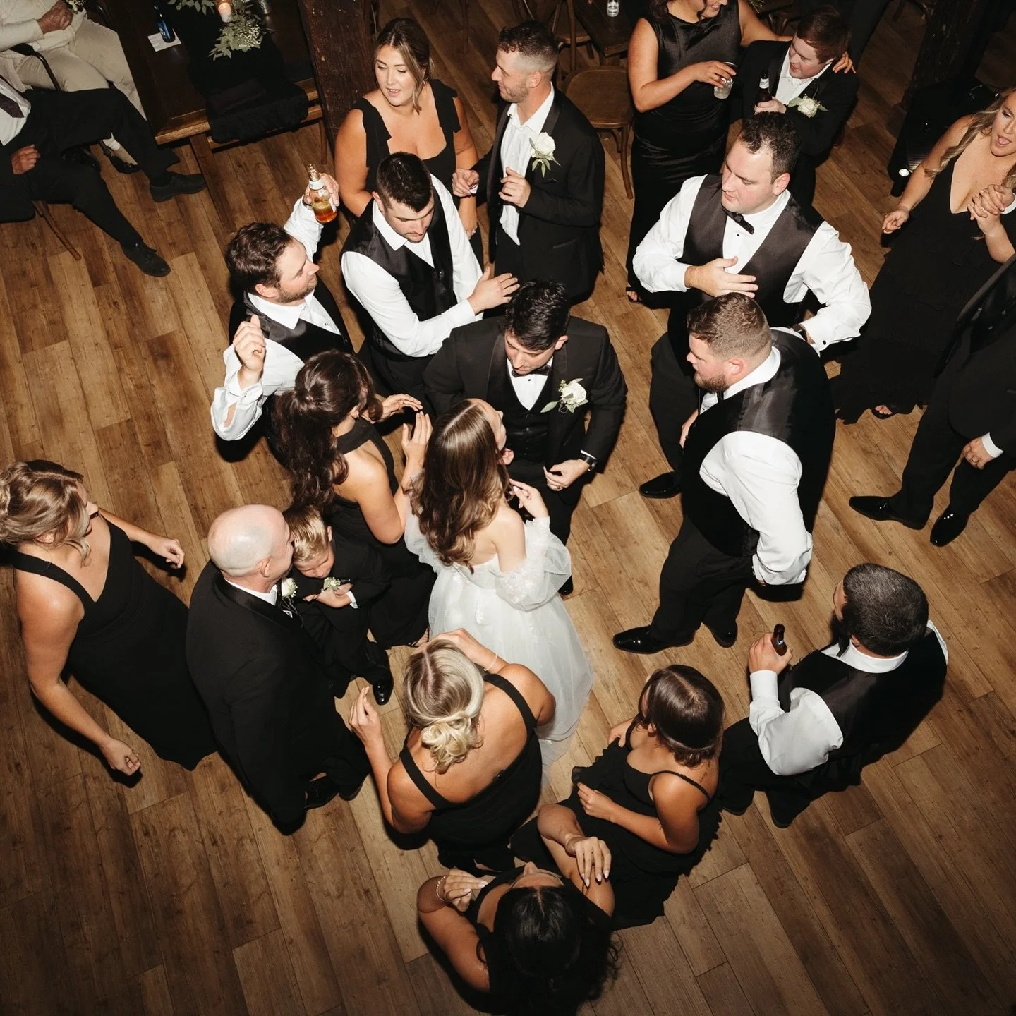 VIBES at Lindsay &amp; Ryan&rsquo;s reception!!
🍾🪩💃🕺

Lexi Barboza Photography 
Intimate Wedding Photography 
NH Wedding Photographer
The Barn at Merry Hill