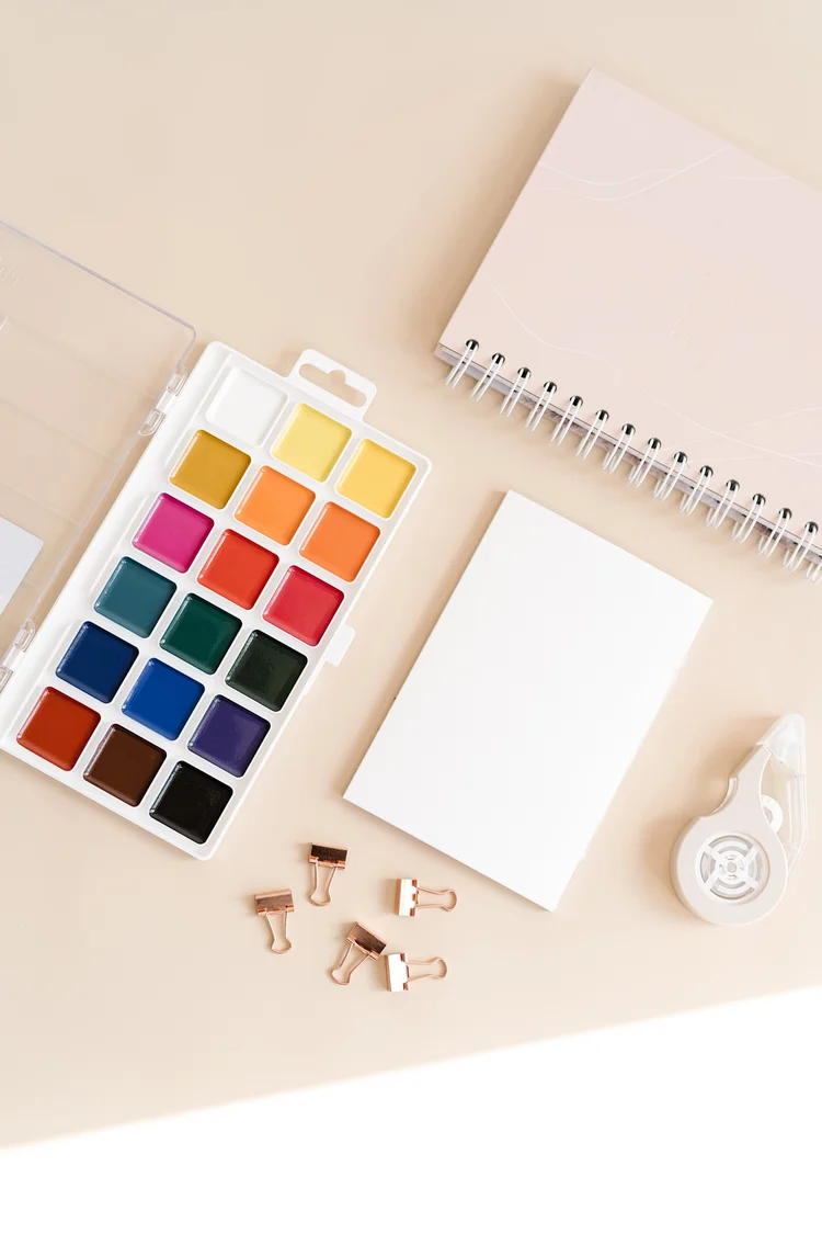 How to Use a Sketchbook with Your Students or as an Artist! — Jackie ...