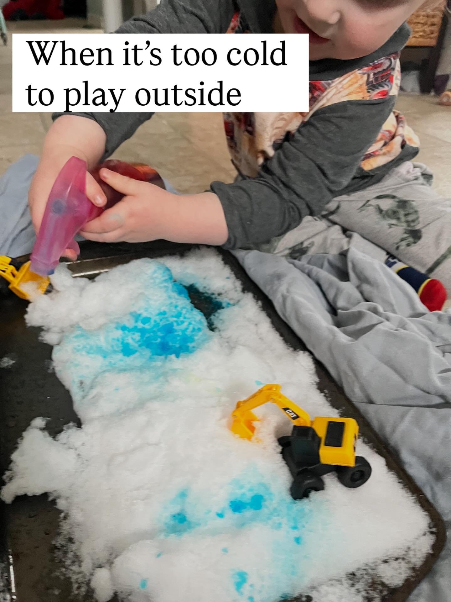 Bring the snow inside and make art with it ❄️🎨

Such a fun activity our 2.5 year old asked for round 2 

Can put St one snow on a tray add food colouring in a spray bottle for fine motor skills or learning about colours. 

Use any toys you have like