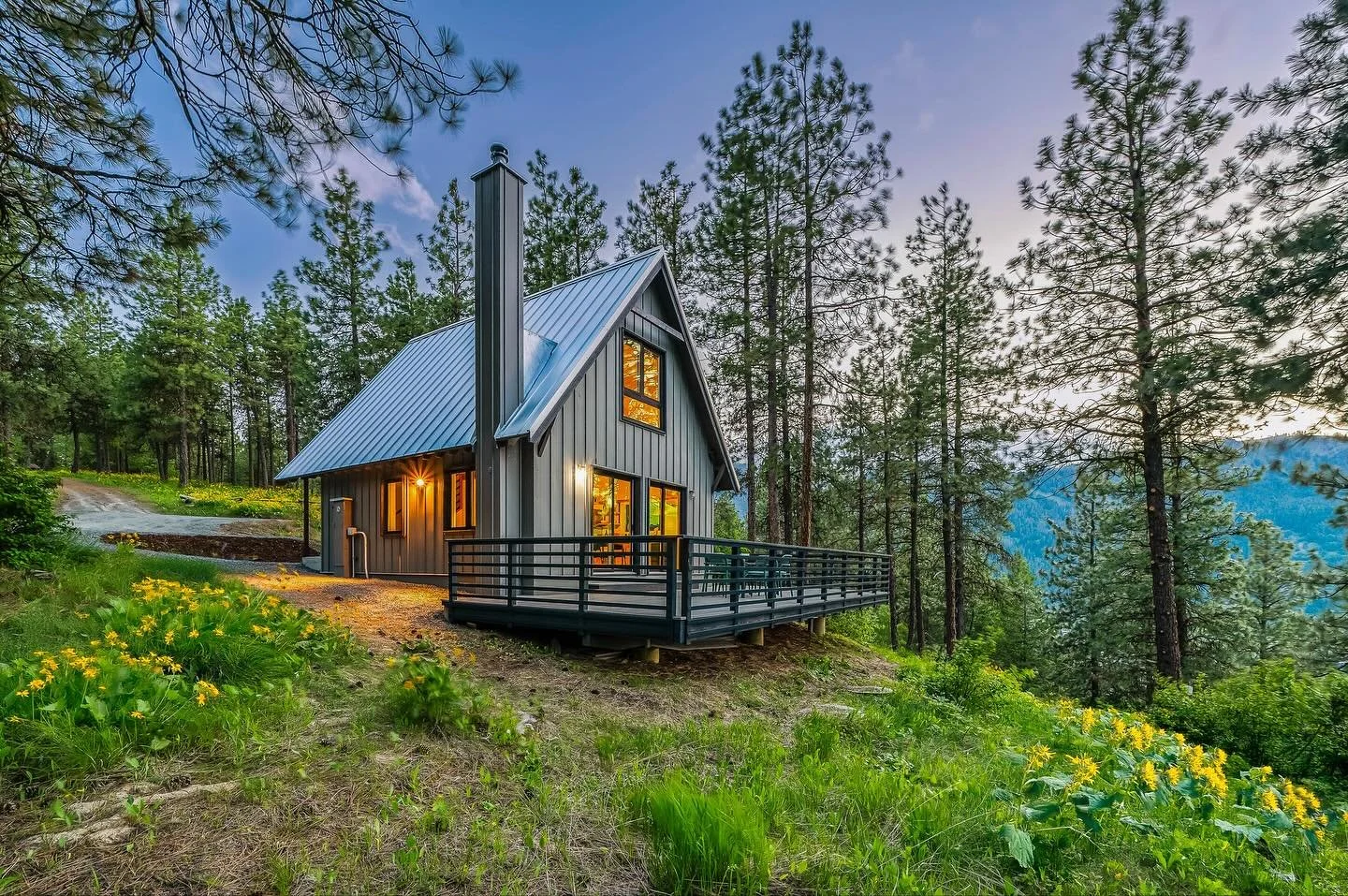 After a great summer, we&rsquo;re excited to start sharing some of the beautiful spaces we&rsquo;ve captured across North Central Washington.

Project Highlight: A modern mountain retreat in Leavenworth that blends clean design with alpine serenity. 