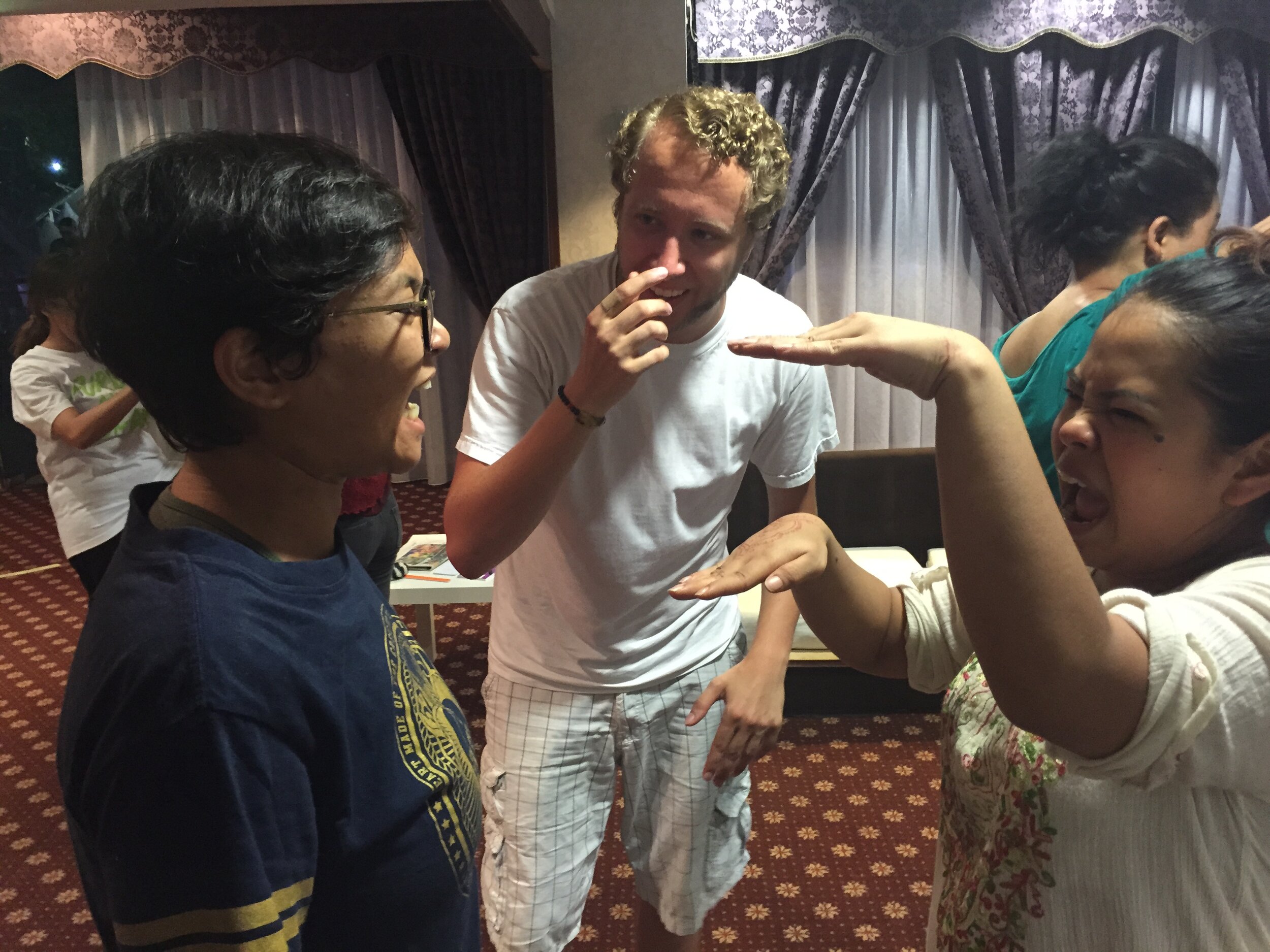 hand-drawn armchair icon