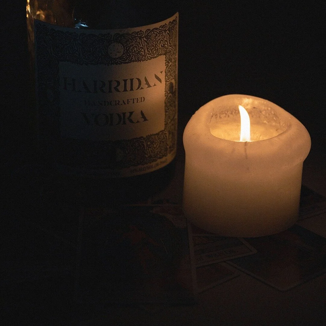 Sweater weather is well upon us, so it's time to snuggle up by the fire with a good book and an even better cocktail. Our current combo is re-reading The Bell Jar (what else?) with a gingerbread old fashioned (2 oz Harridan Vodka, 1/2 oz brown sugar