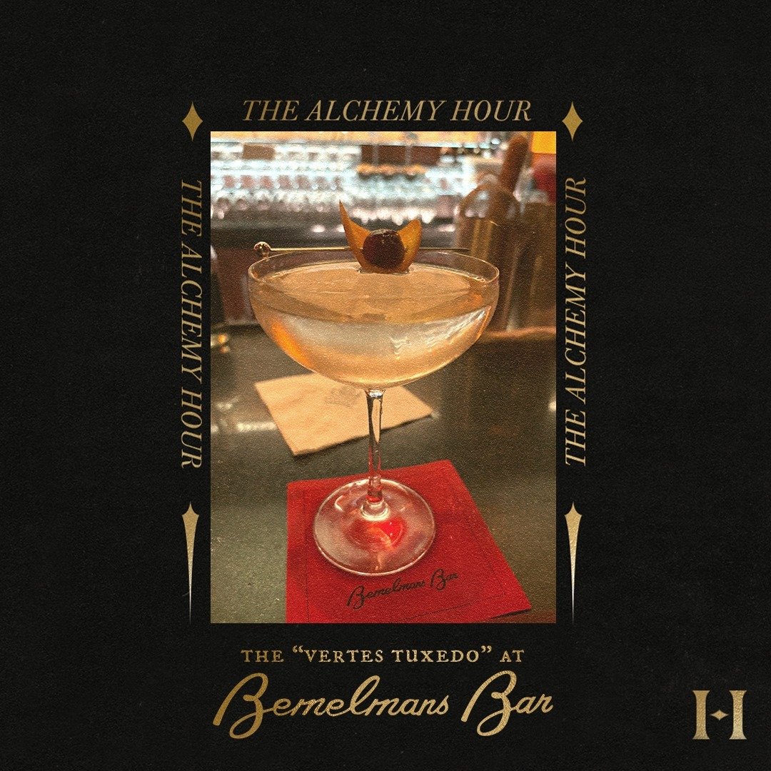 @bemelmansbar has done it again🍸️⁠
⁠
Introducing one of their newest [and in our opinion, best], signature cocktail, &quot;The Vertes Tuxedo.&quot; Made with Harridan Vodka, Rockey's Botanical Liqueur, Luxardo Maraschino Liqueur, and Atomized St. Ge