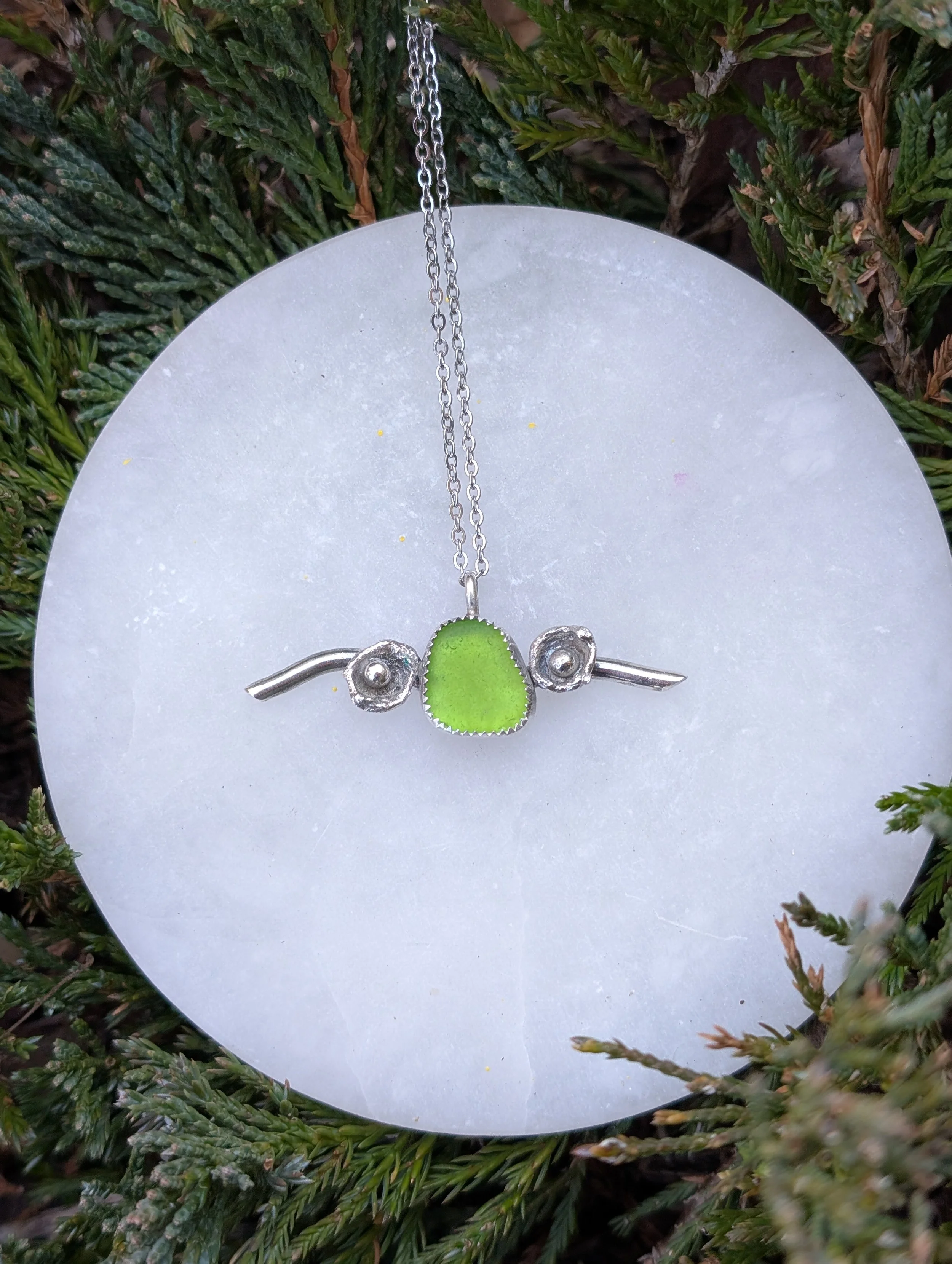 Lime Sea Glass & Water Casted Flowers Necklace