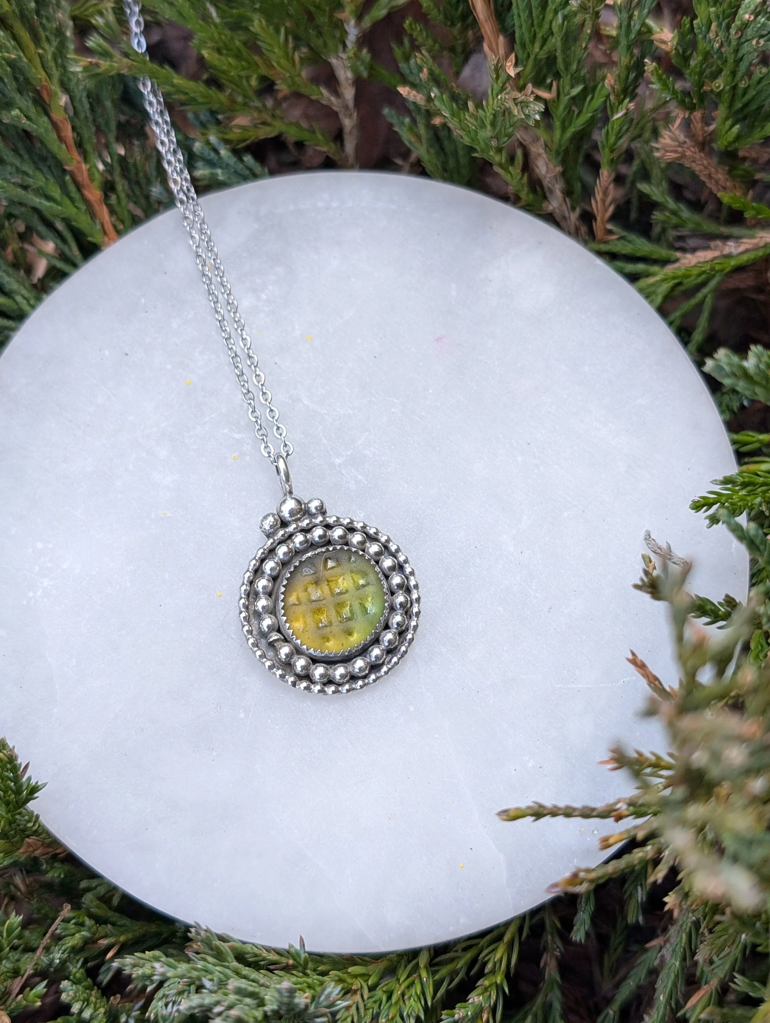 Green Waffle Texture Ohajiki Necklace