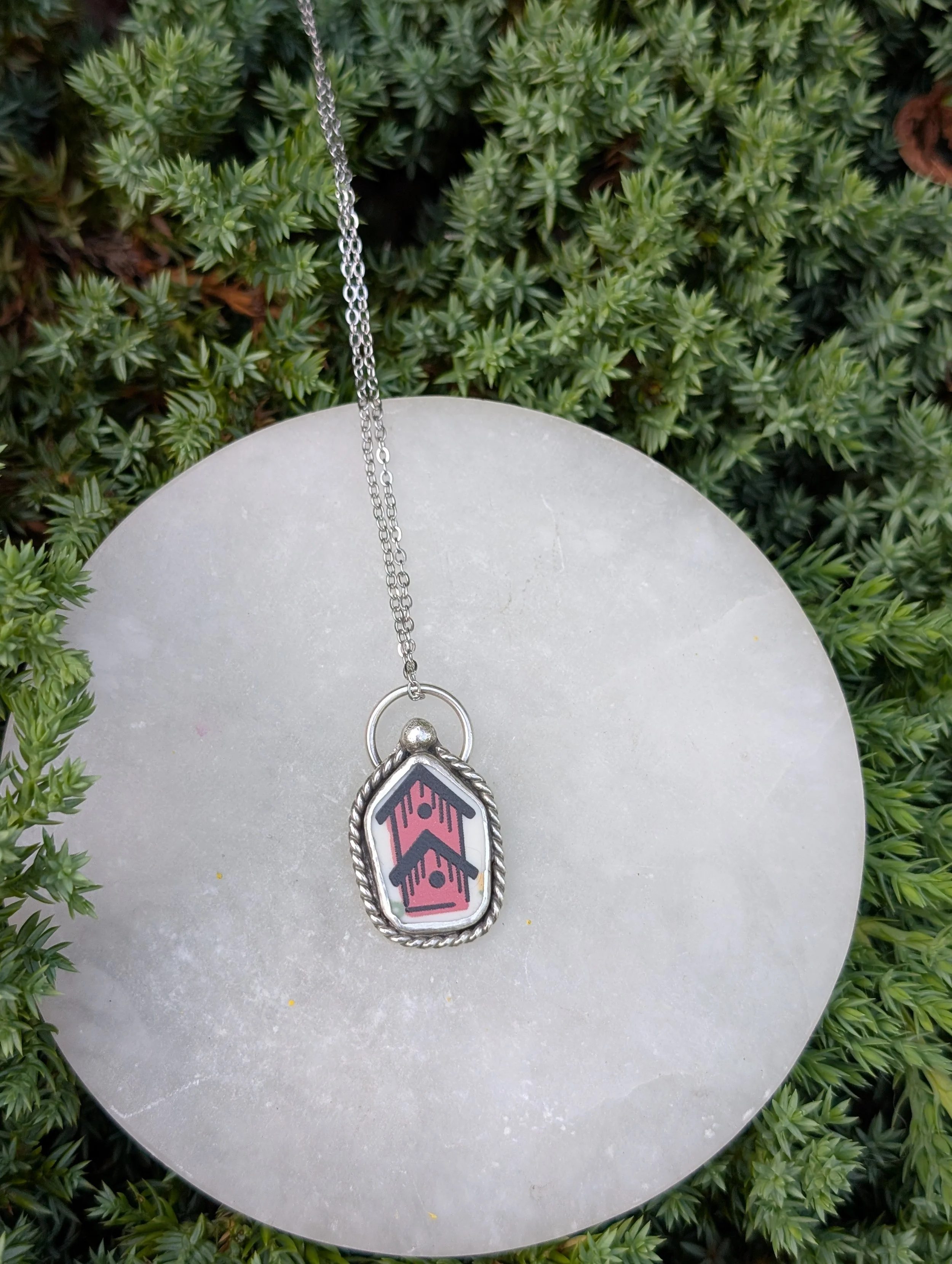 Garden Home Corelle Necklace (Birdhouse)