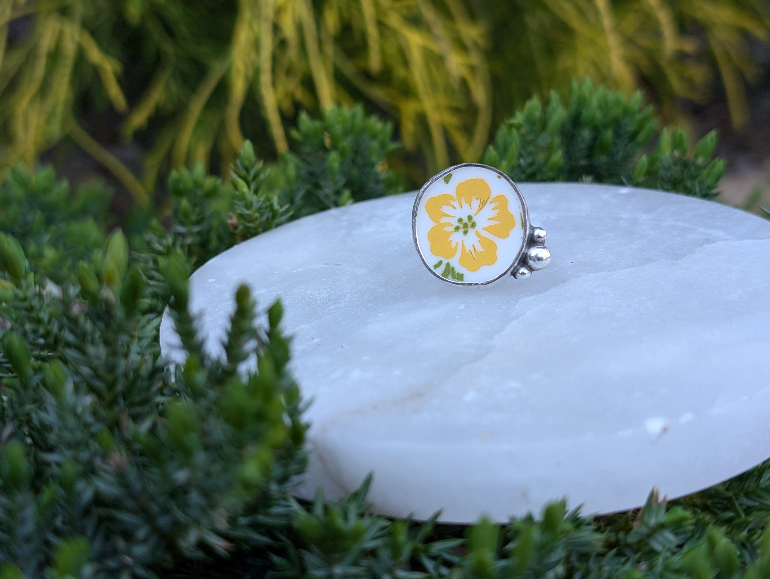 Flirtation Corelle Ring (Size 7.5)