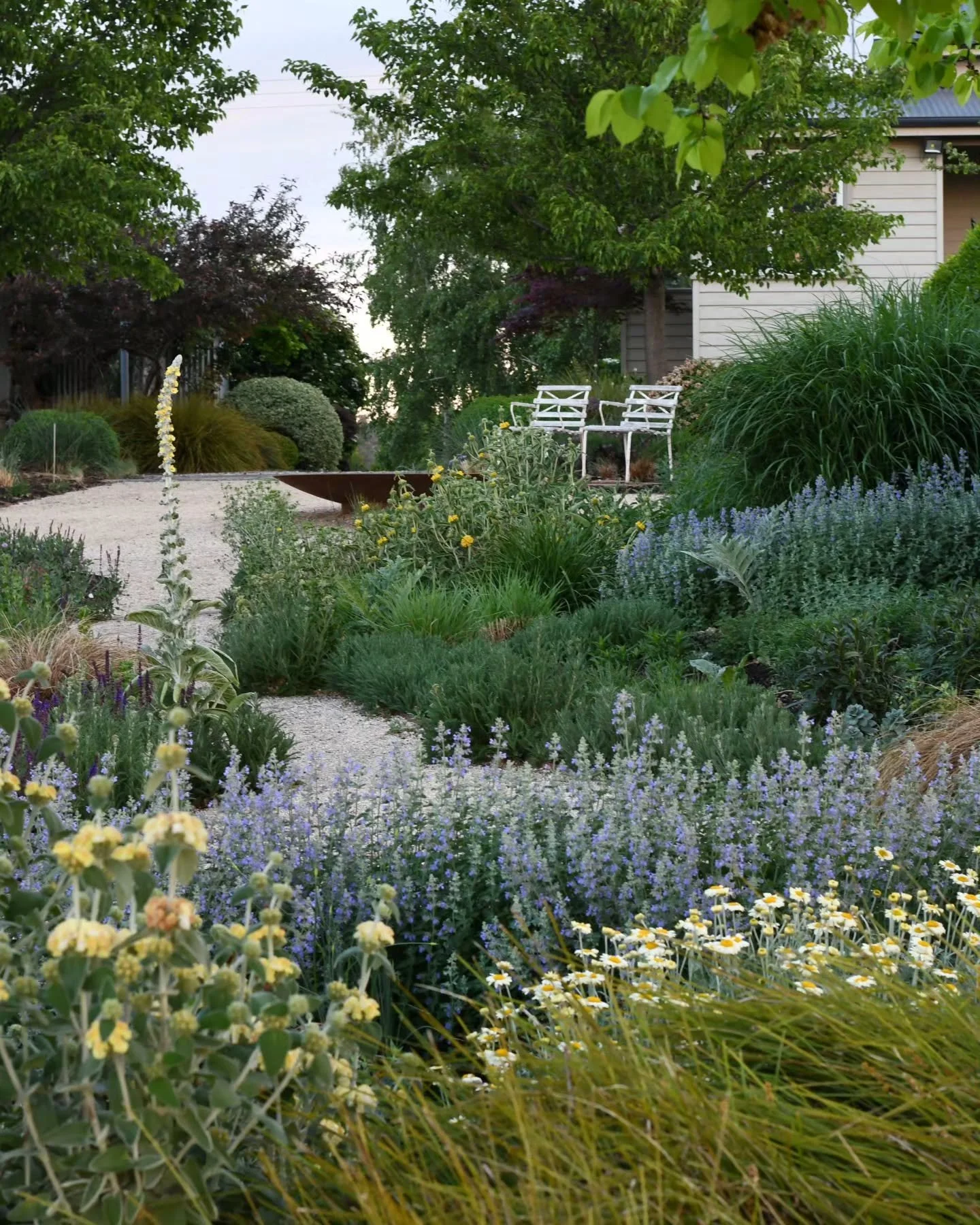 Today I went to @hartley_valley_garden_festival and it was fabulous.  I caught up with old friends, made new, met insta friends face to face for the first time, and recharged. It made me think, sometimes we need to step away from the things we are mo