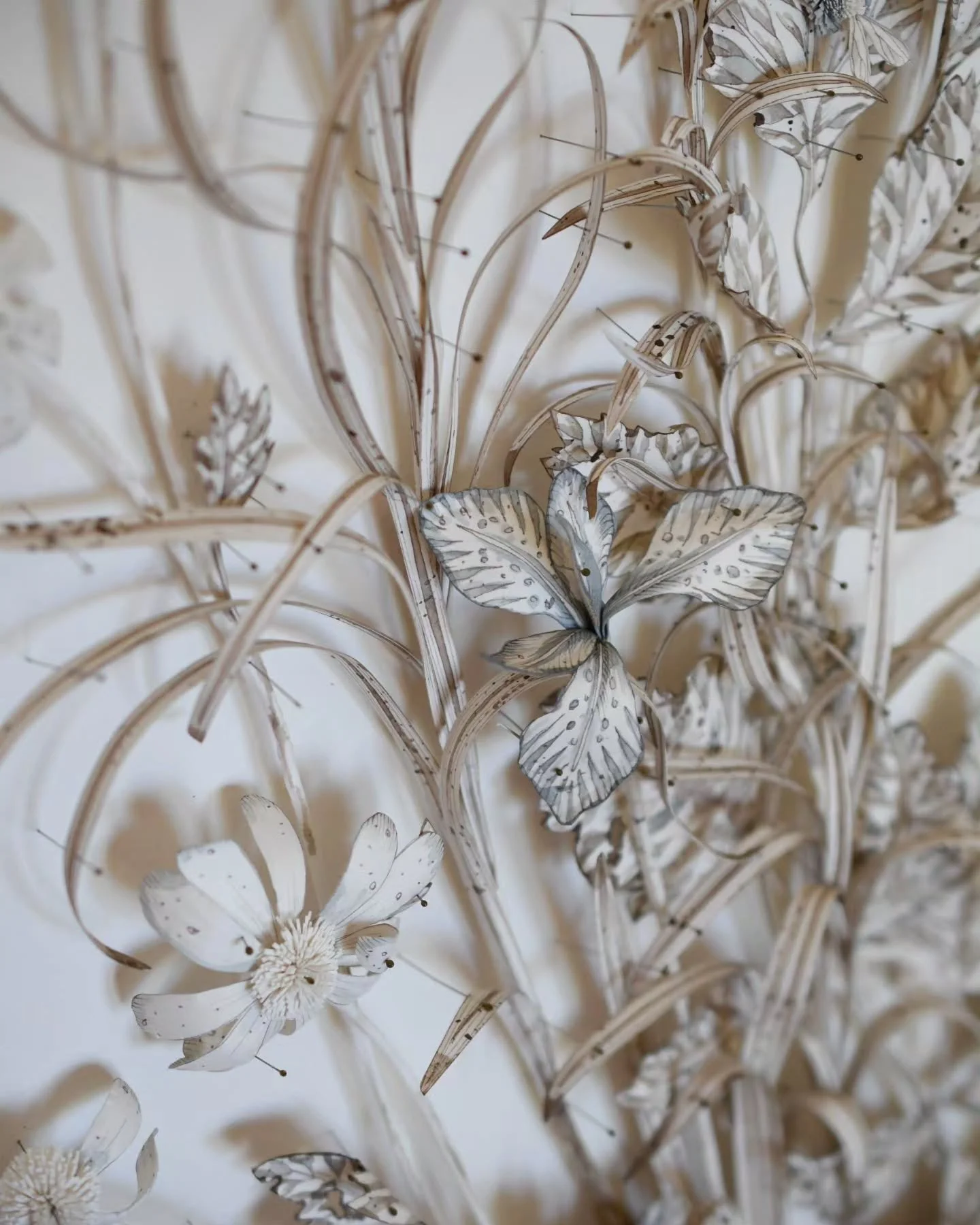 And there we go! The sculpted paper garden, filled with plants of significance to the north American family with whom it will reside, is done. It's complex, romantic,  delicate, uplifting, whimsical...all from the most humble of materials - paper. Th