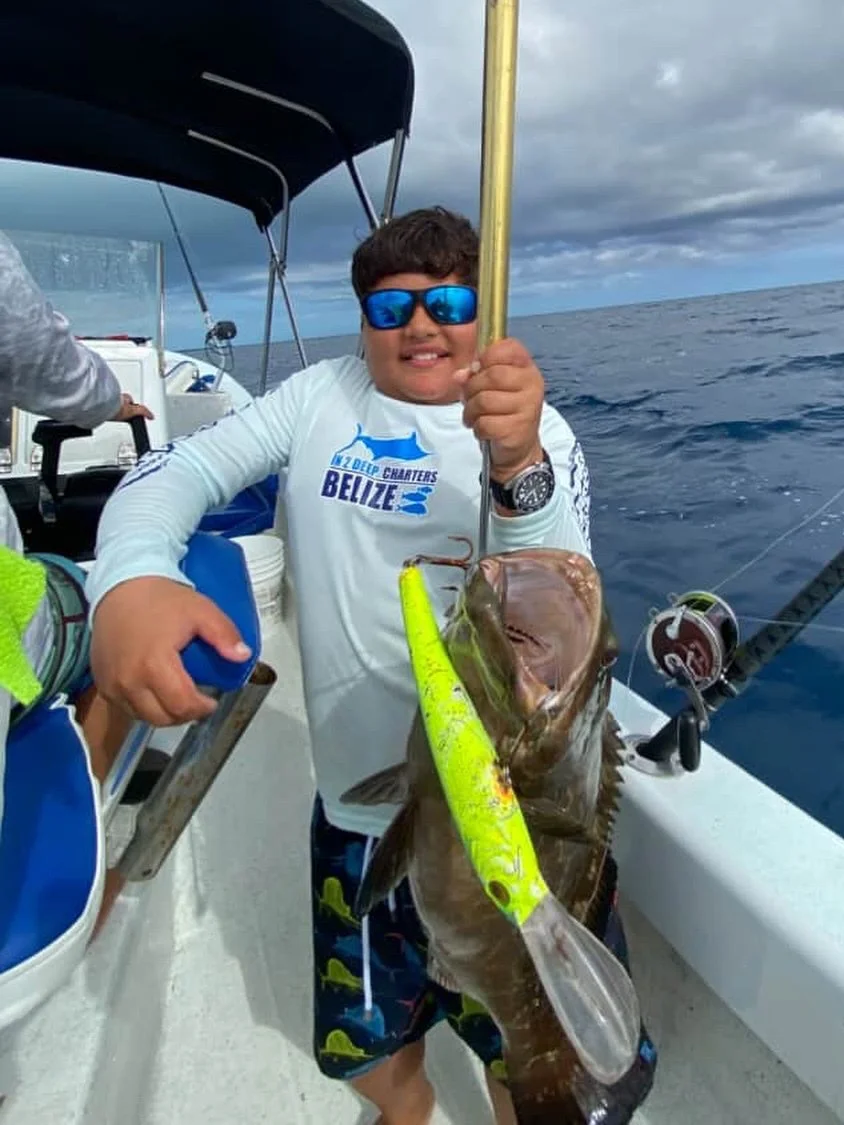Because winter break looks a little different in Belize. 🎣 Stefan Musa Jr. kicks his off with this #BlackGrouper&mdash;&ldquo;rockfish&rdquo;&mdash;thanks to his dad at the helm!

📸: @stefmusa3