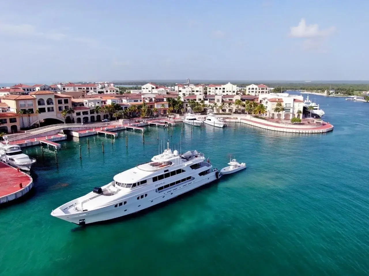 M/Y Revive. 150' (47 m) Richmond. Captain/Engineer, Jul 2019–Mar 2021.