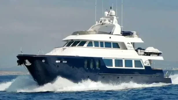 M/Y Obrigado. 98' (30 m). Captain/Engineer, Feb–Jul 2010. Twin CAT C32.