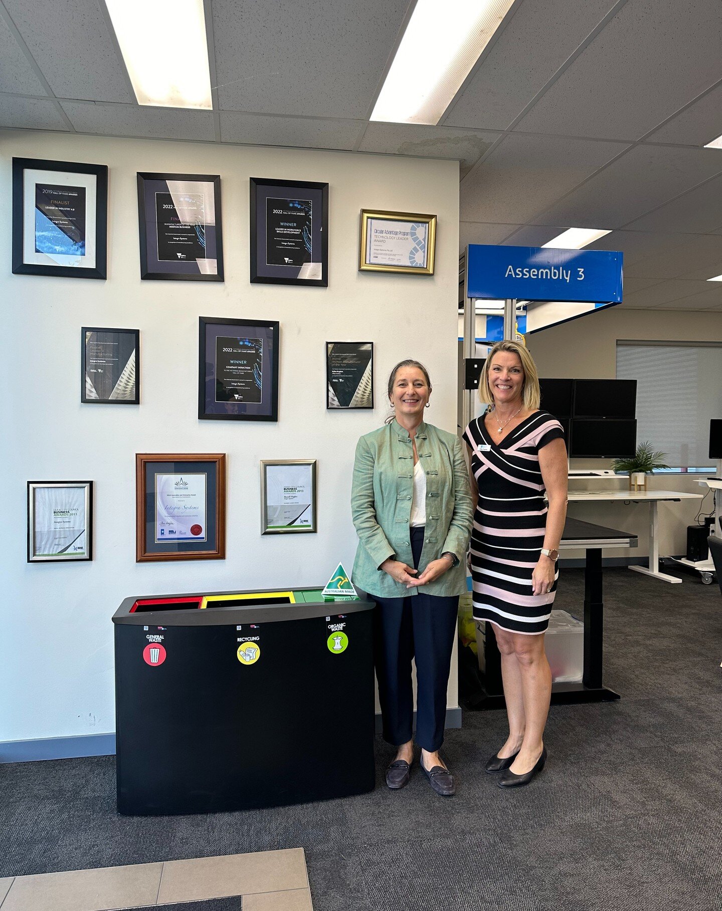 Last Thursday the Dutch Ambassador to Australia H.E. Mrs. Ardi Stoios-Braken paid a visit to Integra to learn more about how we are at the forefront of #circulardesign and #circularmanufacturing in the #australianmanufacturing industry, with our K4.0