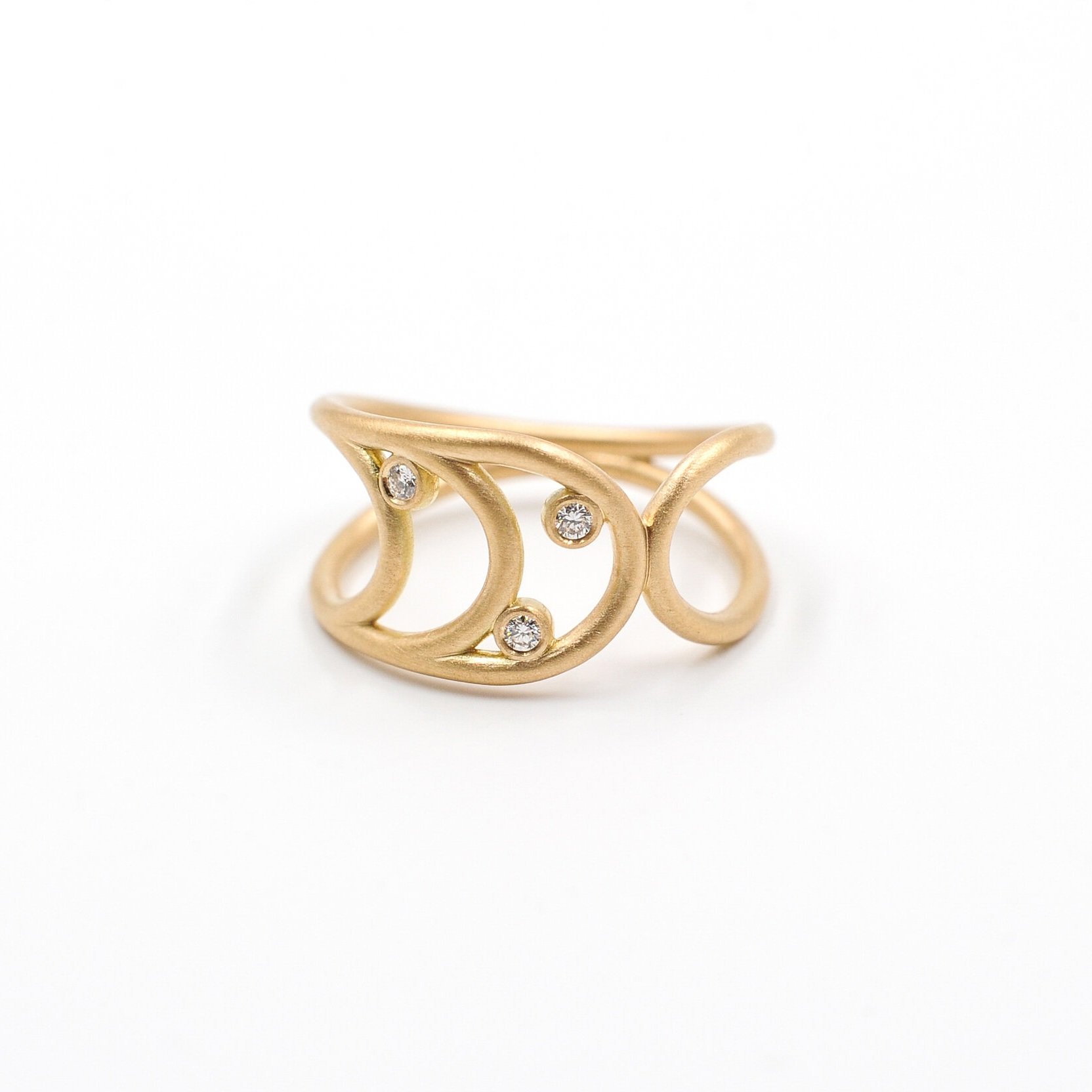 Waves+Ring+in+gold+and+diamonds+-+Anna+Machado+Schoellerman+Jewelry+Design+NY.jpg