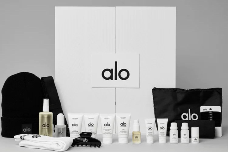 Celebrate Singles' Day in Style with up to 70% off on Alo Yoga - Sale Ends  Today! — One Atomic Blonde
