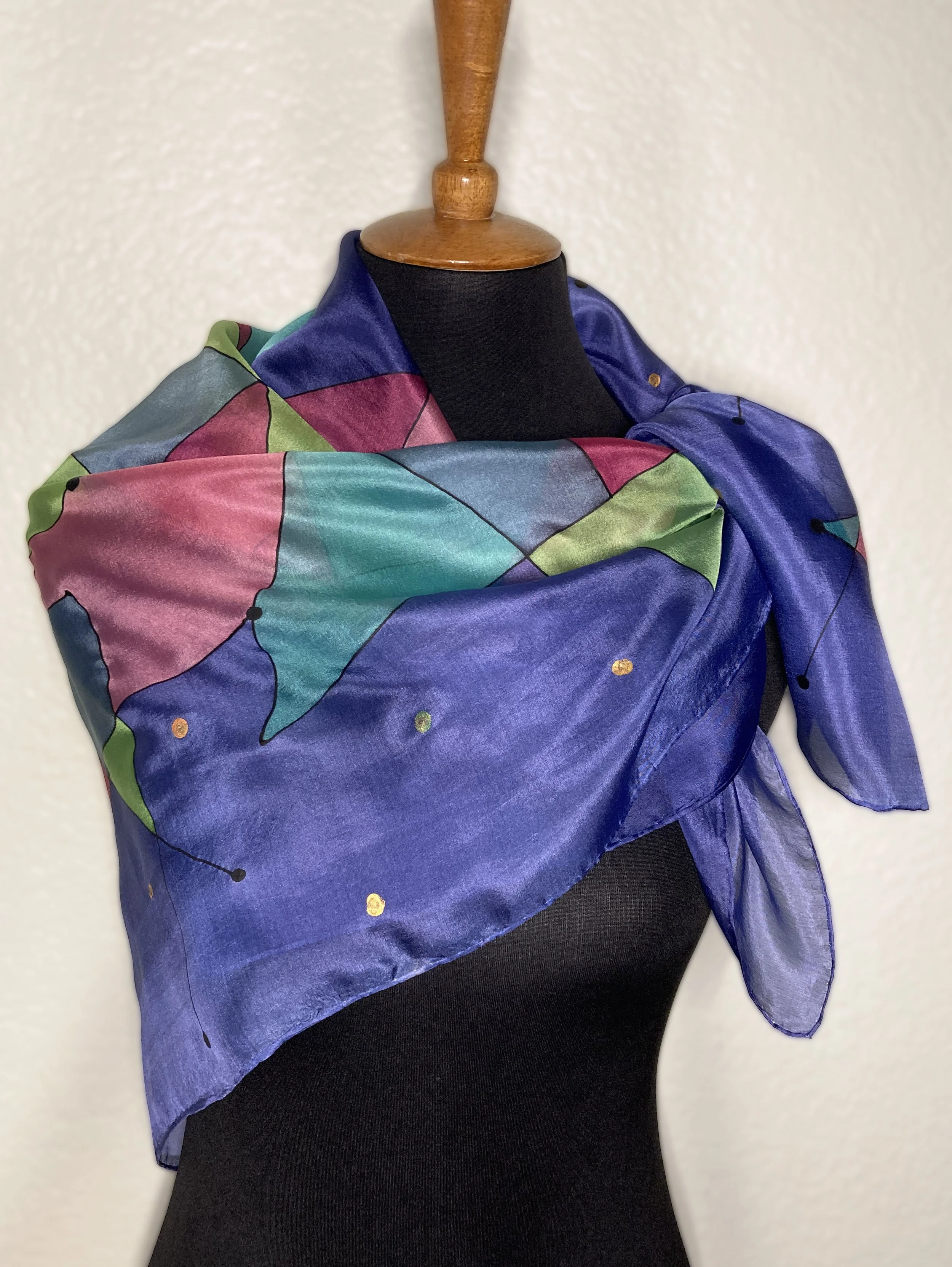 Geometrical phantasy on dark blue 1.jpg