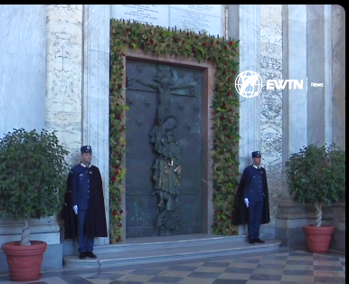 Holy door 1 edited.png