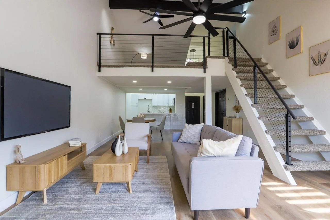 6026 n 11th st (2).jpg