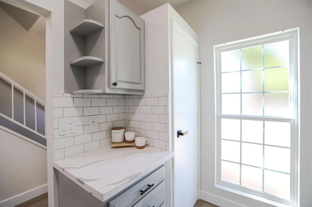 3416 w julie dr unit 1 (2).jpg