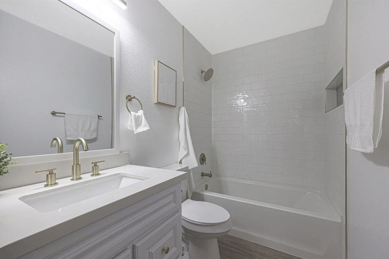 Untitled design (11).jpg