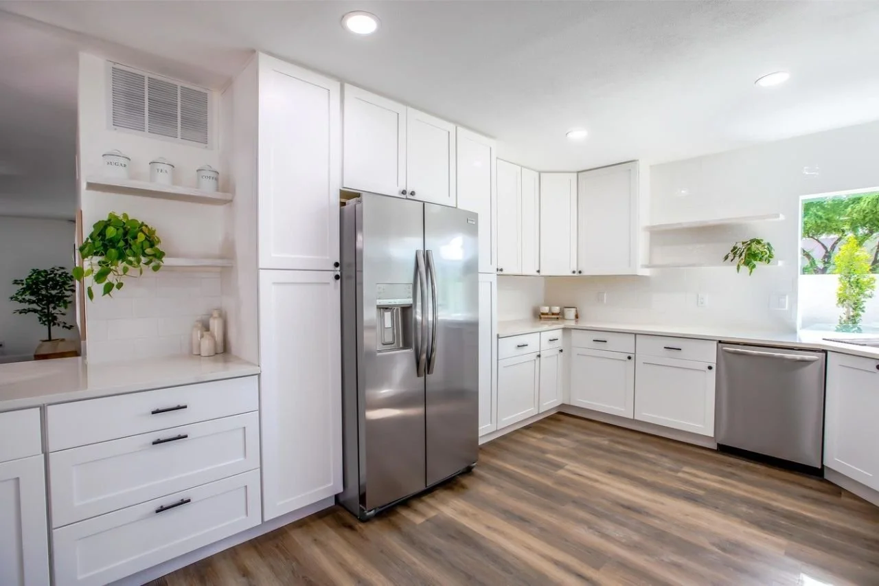 702 e paradise copy 4.jpg