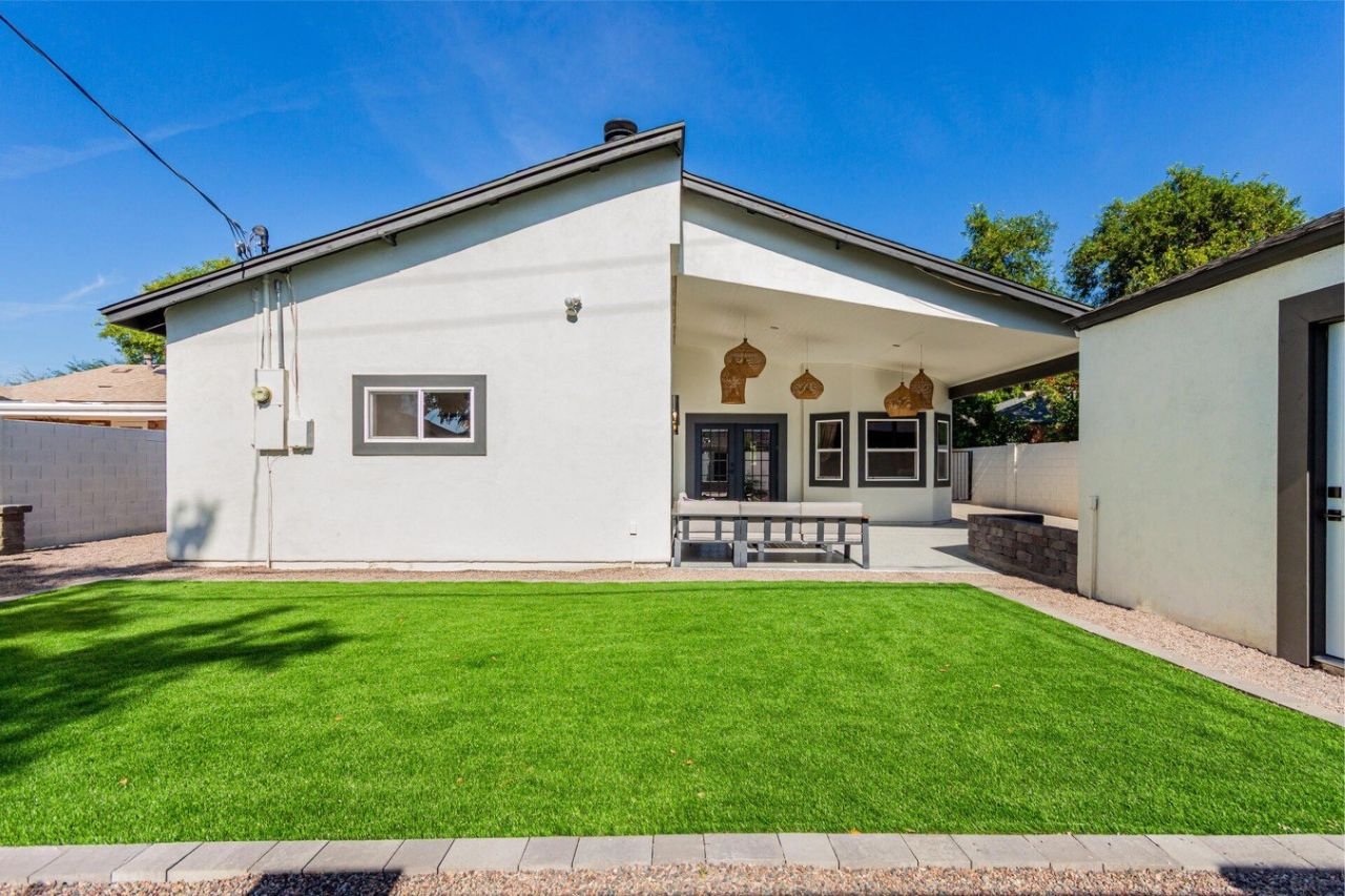 335 w cambridge (27).jpg