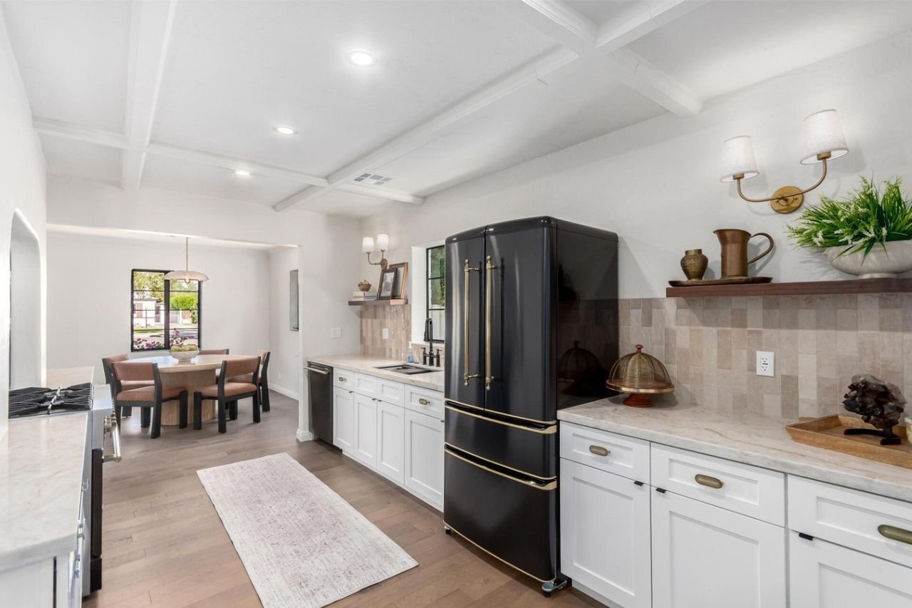 335 w cambridge (10).jpg