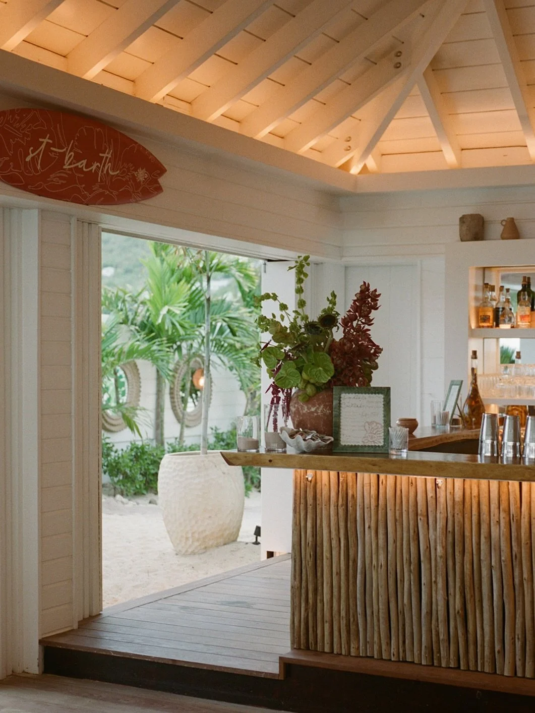 The heart of any party.

For A+A&rsquo;s rehearsal dinner we designed the bar to be more than a place to grab a drink. It became the visual anchor of @naobeachstbarths.

Featured on @whowhatwear @voguephilippines 

@Lscottevents 
@nicole__plett 
@b_f