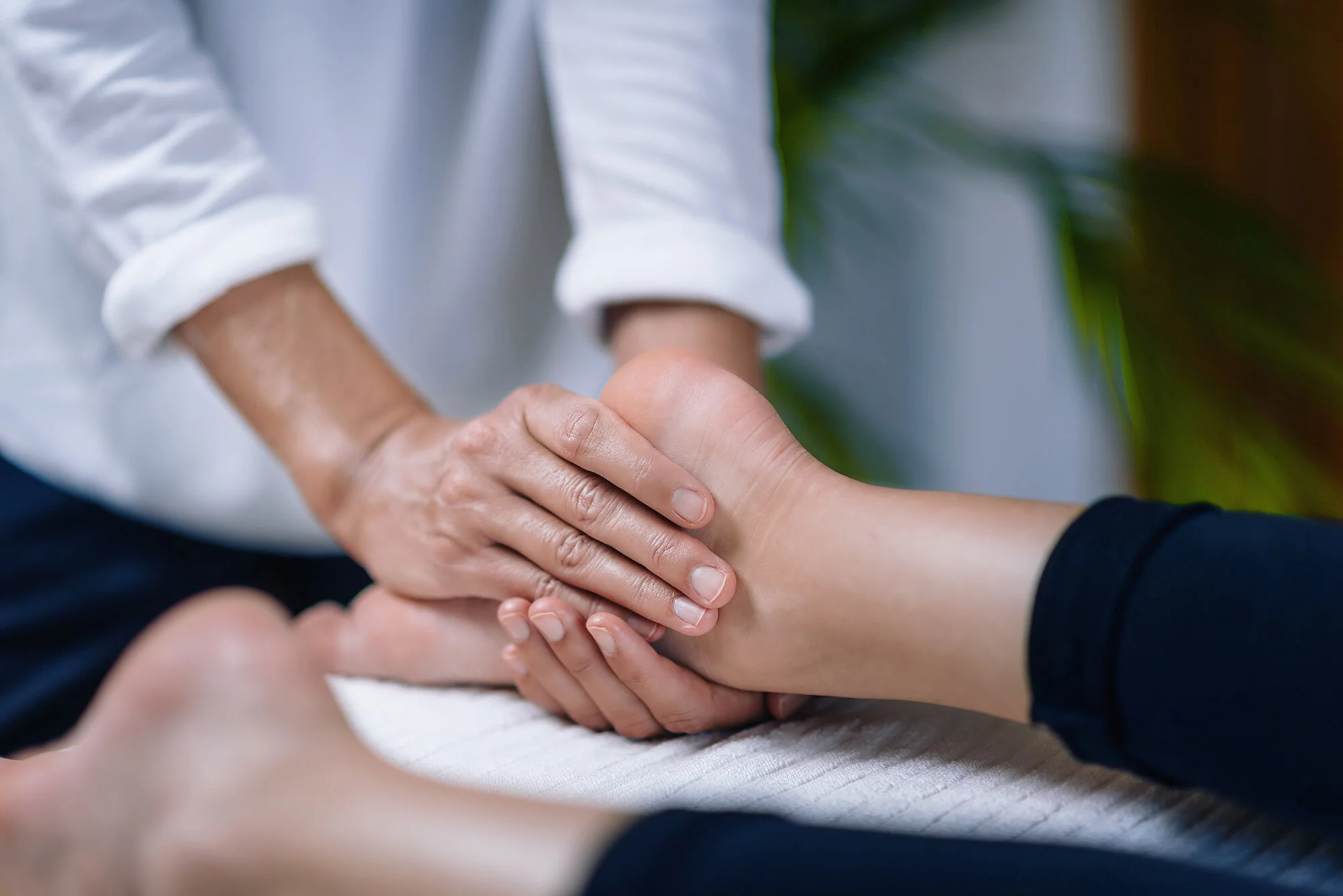 foot-energyhealing_2000px.jpg