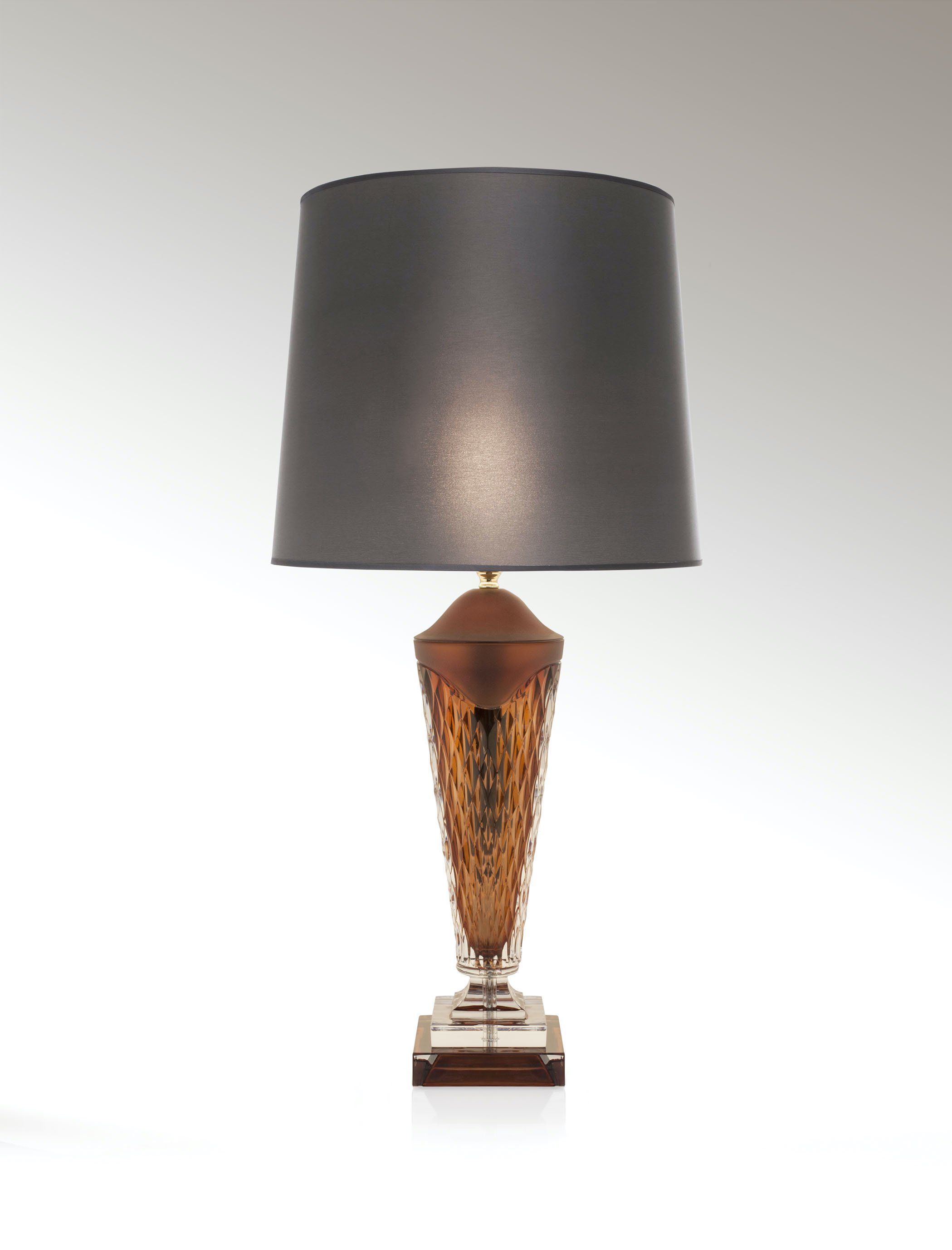 HH Elite table lamp LML.jpeg