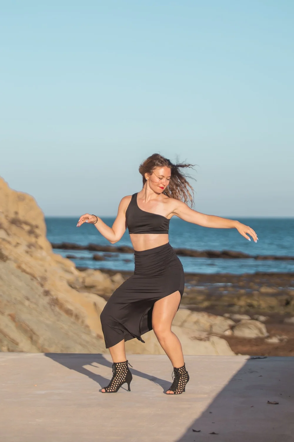 RuminaFlow — Femme Flow: Awaken Your Hips with Afrobeats — Tarifa Spirit Festival 2026