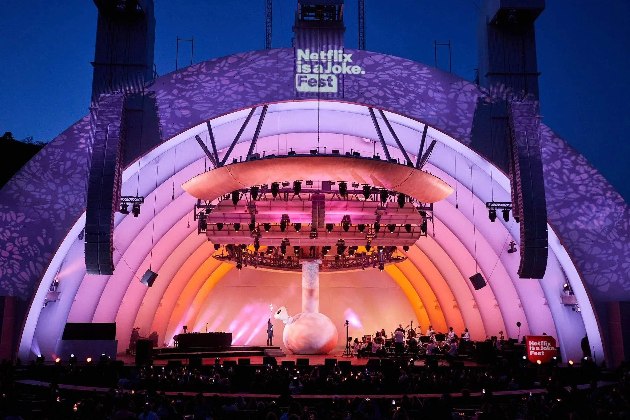 HFC Seth Rogen Smokes the Bowl