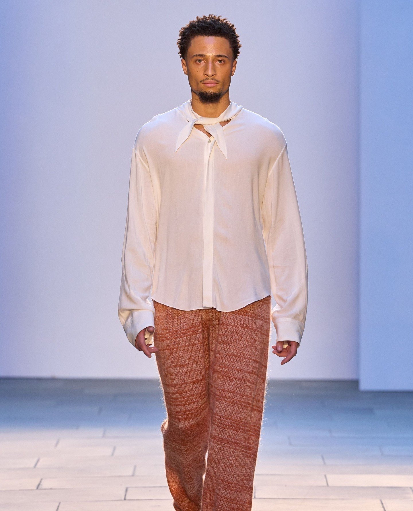 Mantle Clothing, London Fashion Week⁠
⁠
@mntl.2020, @oxfordfashionstudio, @dsq_london, @charlottetilbury, @unite_hair_uk, @shanrequijo, @emergeshow.co, @cupiolo, @upstairs_at_langans, @brockmansgin #OxfordFashionStudio, #LondonFashionWeek, #SS25
