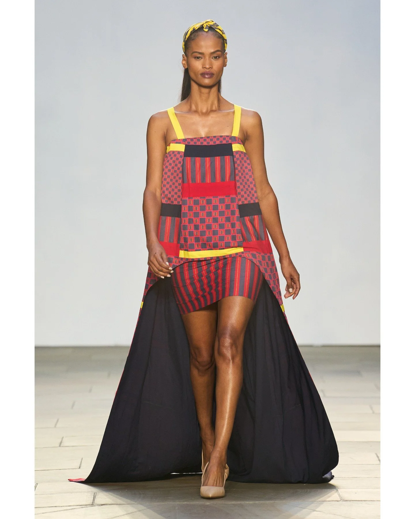 By placing artisans at the heart of the show, Vino Supraja honored weavers not as background contributors but as protagonists of fashion. It was a moving finale that embodied sustainability, culture, and care in equal measure.