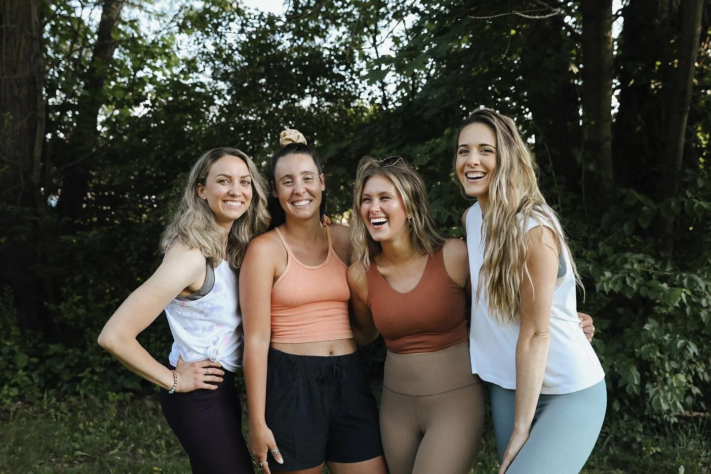 a little peek into our wellness in the park series 🌼✨🍯🍑🌞
 
eeeekkk. this way the 2nd wellness event i have hosted &amp; I feel like I found my calling. creating community &amp; empowering women be educated &amp; elevated on every level imaginable