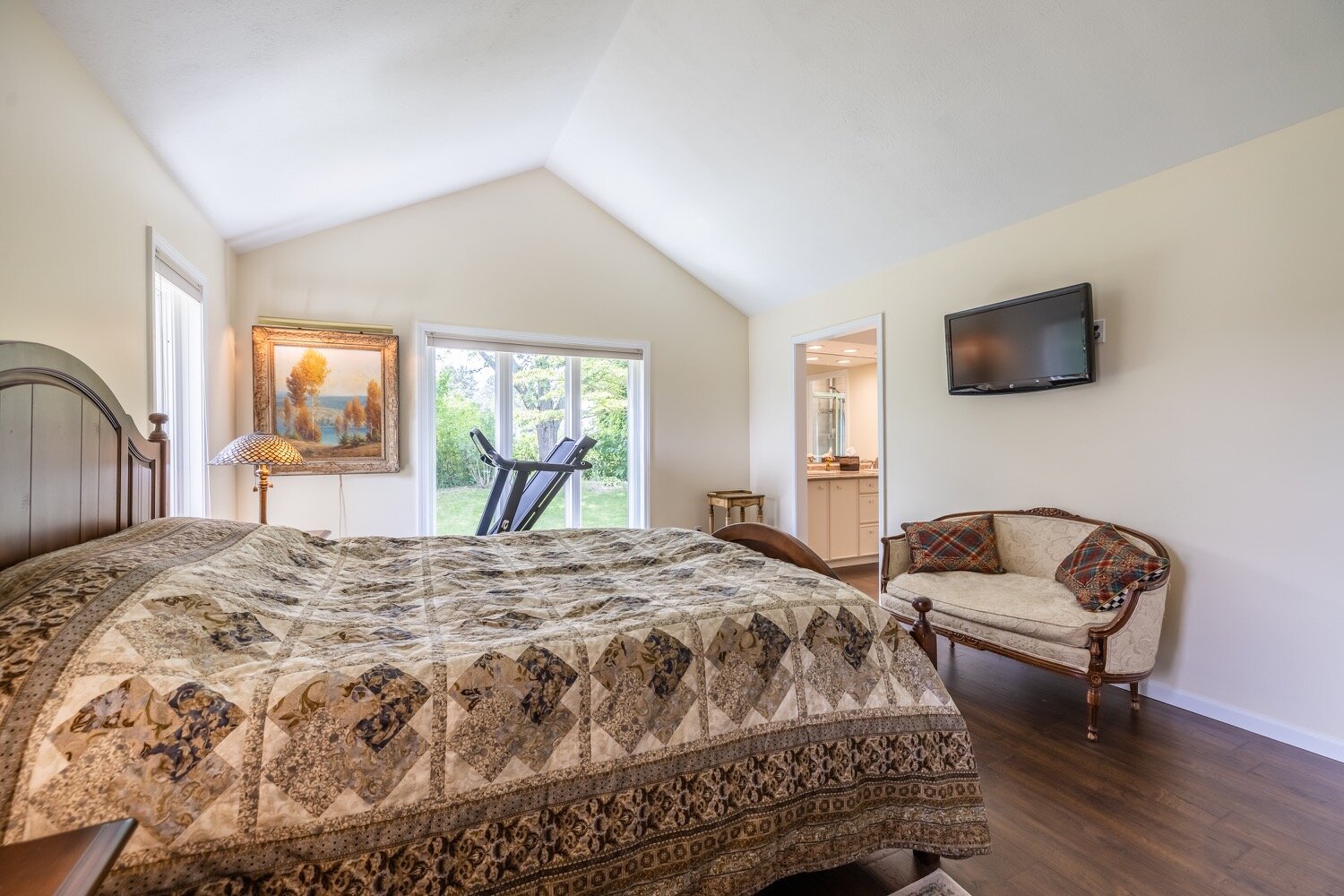 rich_testa_real_estate-5_hidden_springs_drive_2725-HDR.jpg