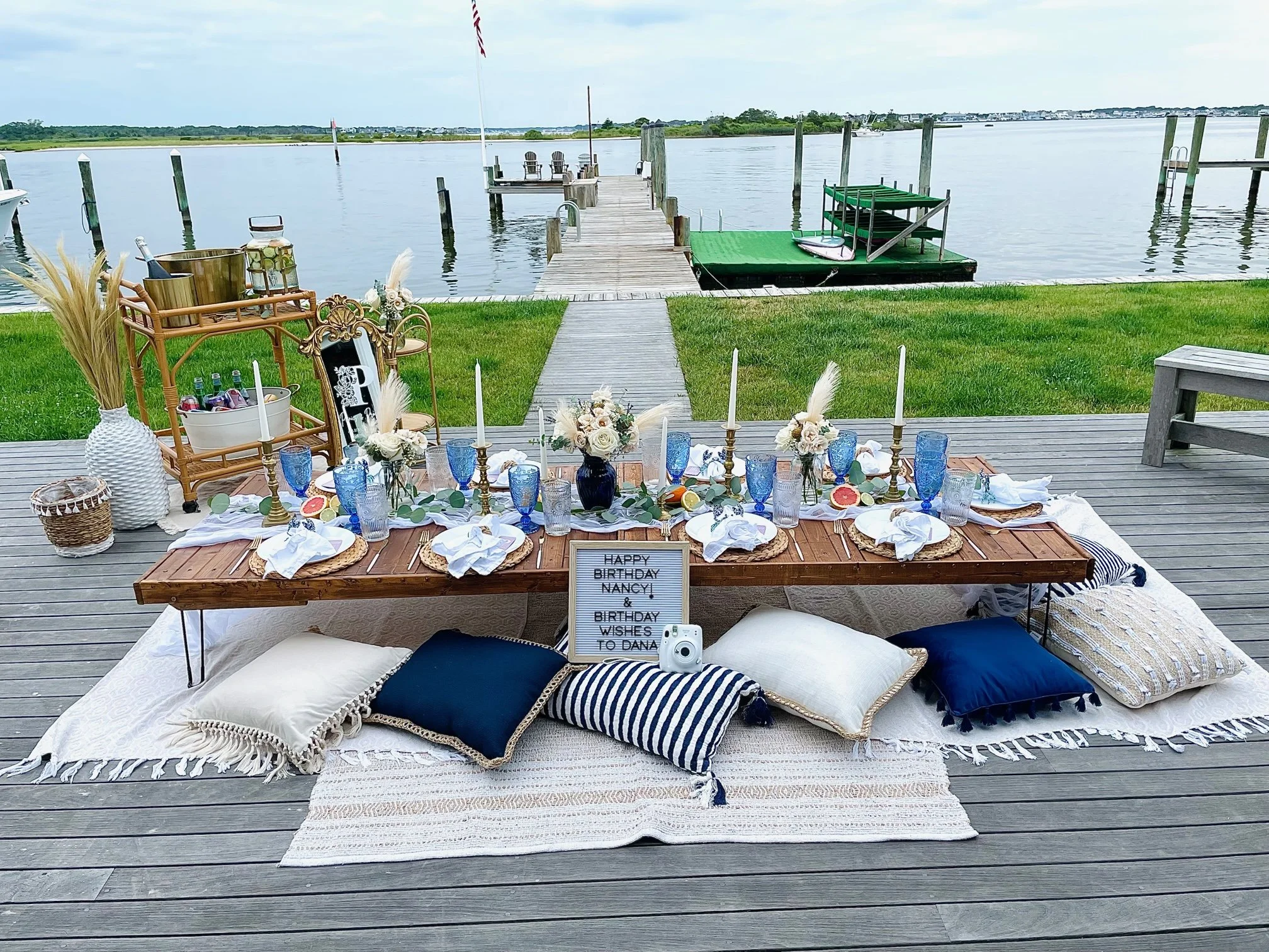Coastal Navy: Ivory, White, Navy