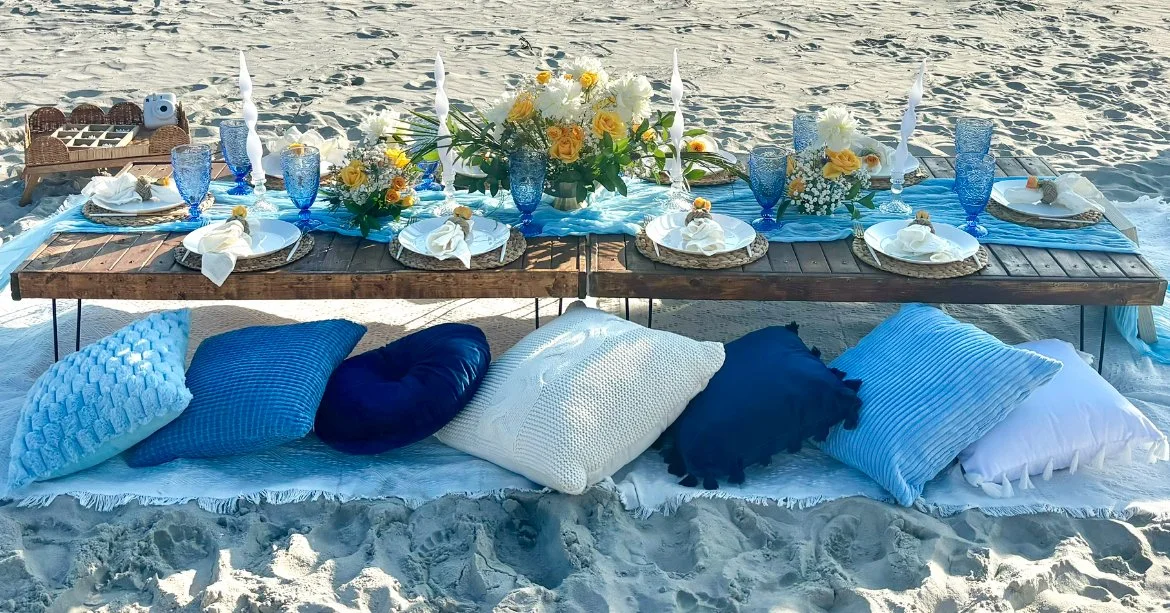 Coastal Blues: Ivory, White, Navy, Light Blues