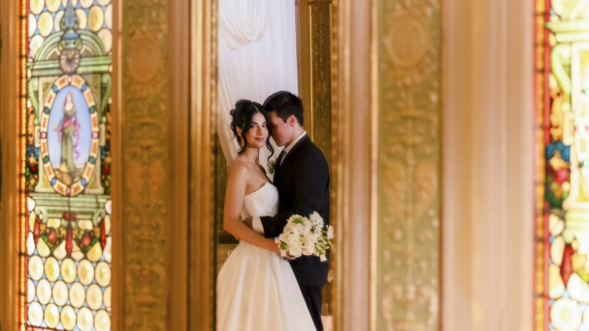 A quiet moment in the middle of a beautiful wedding day 🤍

Some portraits don&rsquo;t need much &mdash; just soft light, a beautiful setting, and two people completely present with each other.

This is the kind of wedding image I love creating &mdas