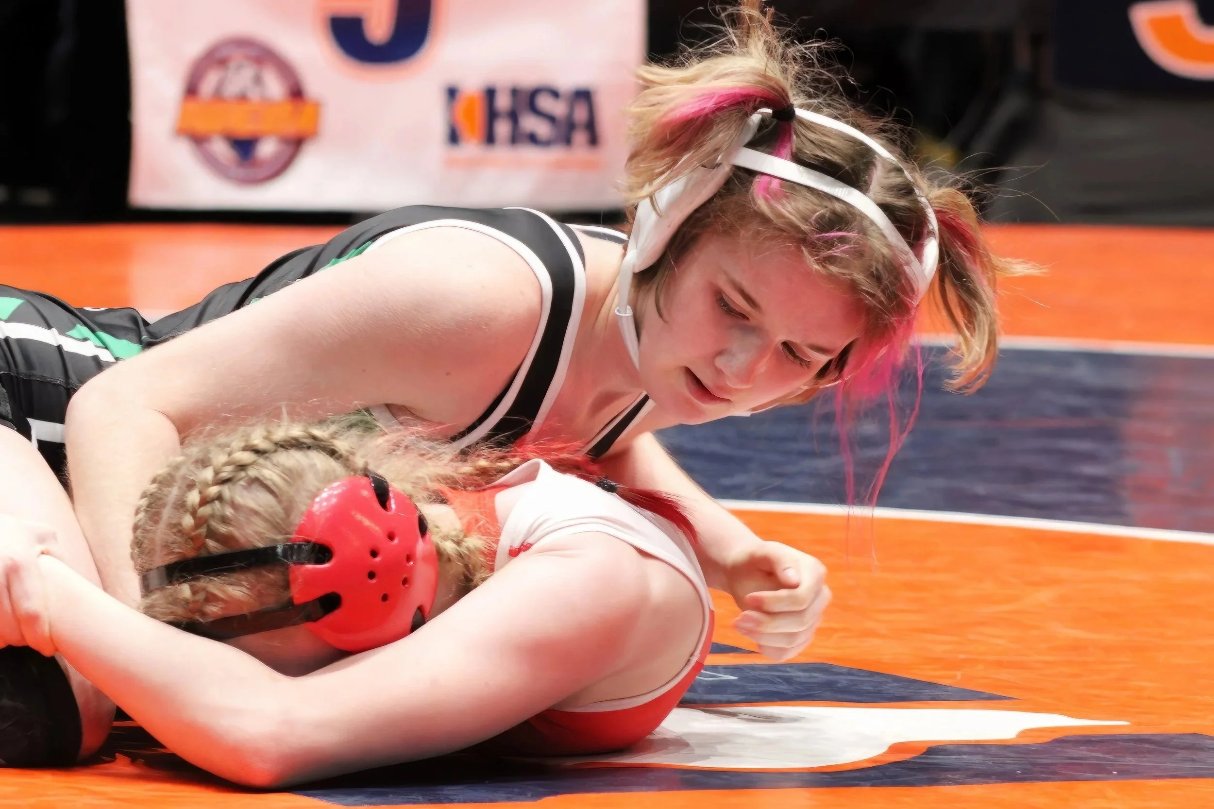 Wrestling: 2025-26 Lady Leafs Wrestling Roster 