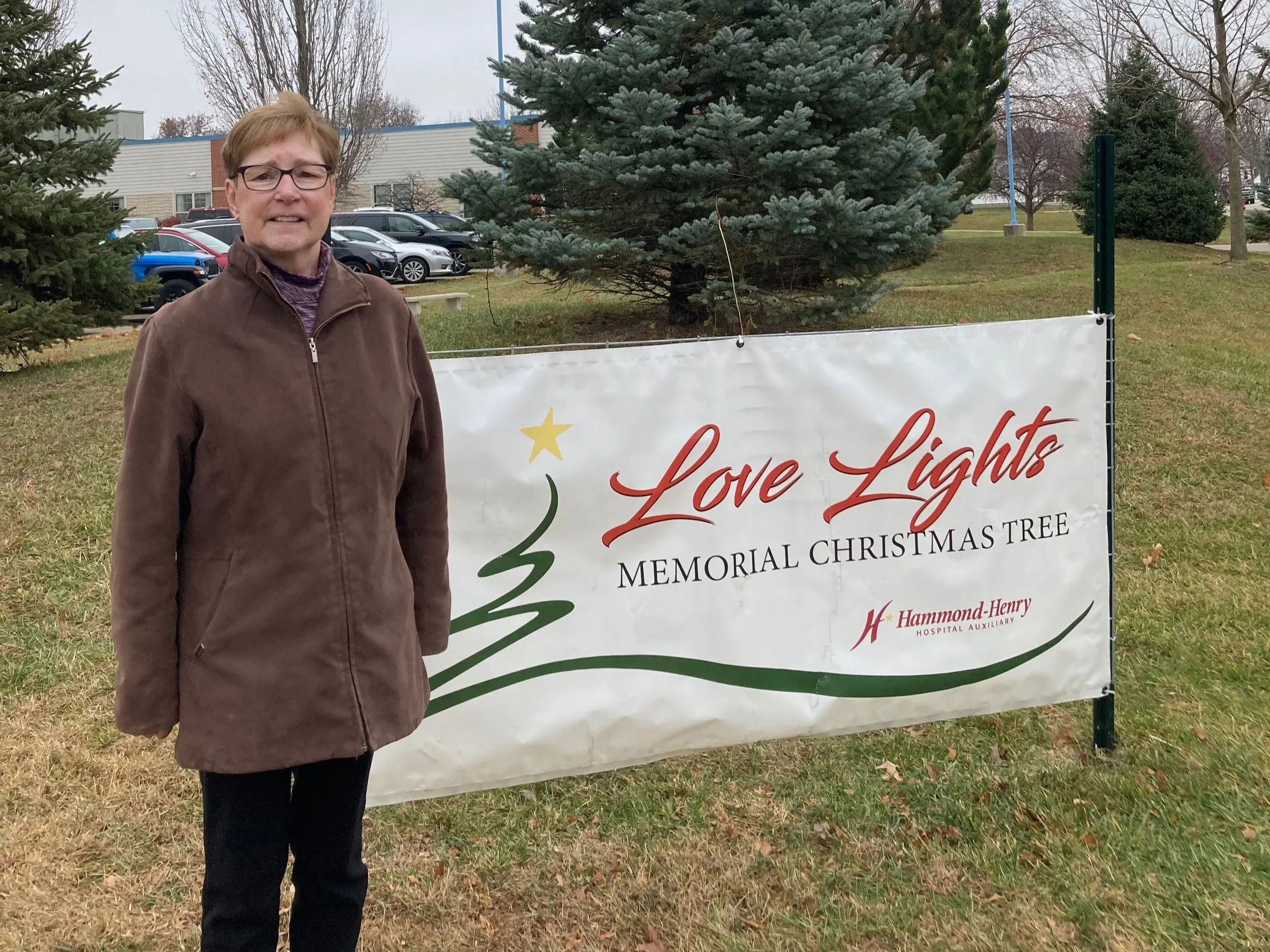 Hospital Auxiliary 2025 Love Light Tree