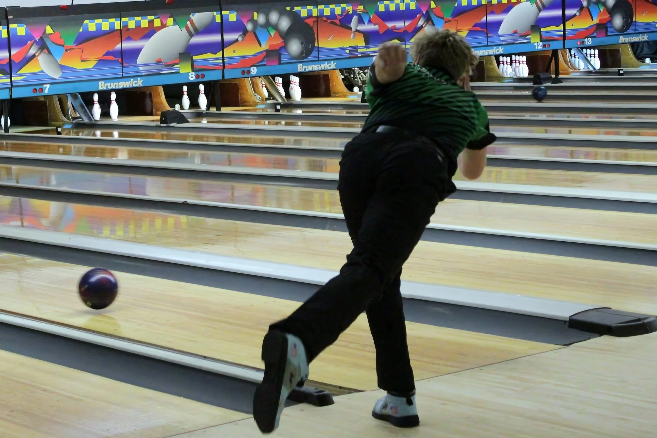 Bowling: Leafs Defeat Sterling, Abingdon-Avon, Fall To The Rocks
