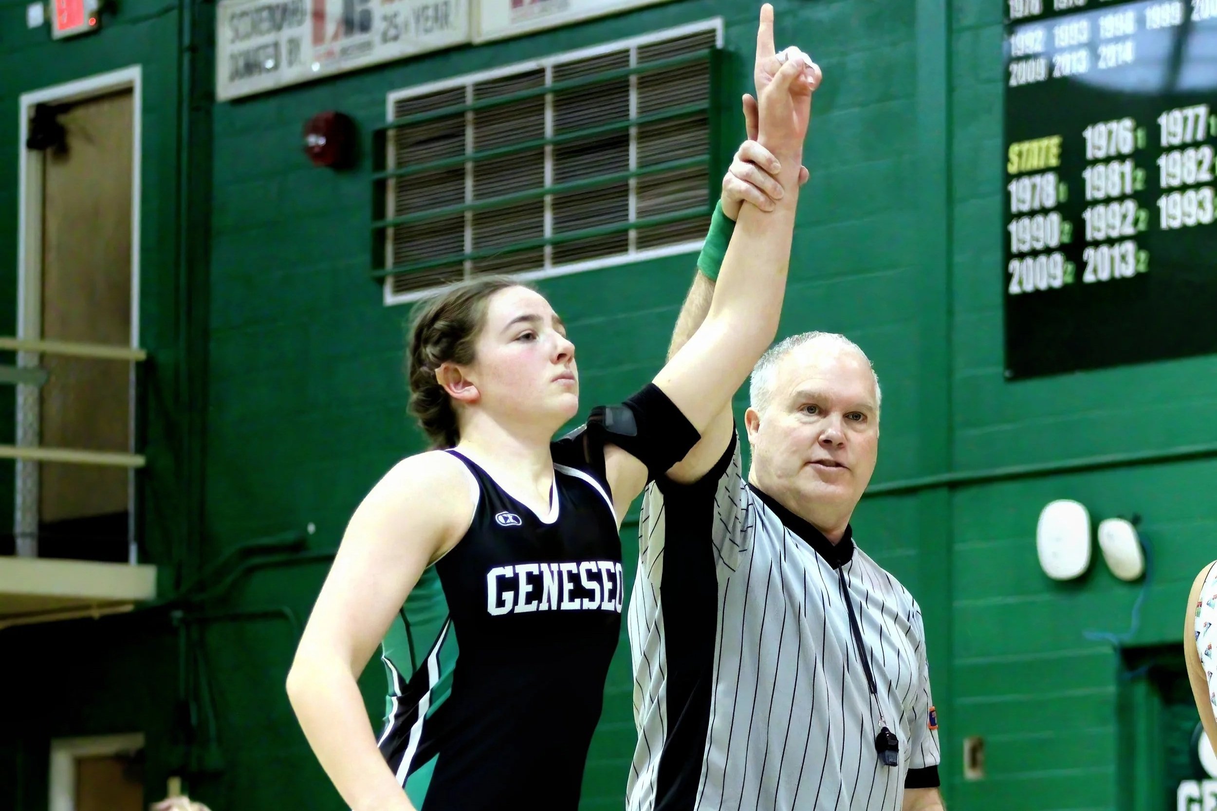 Wrestling: Lady Leafs Sweep Davenport Duals!