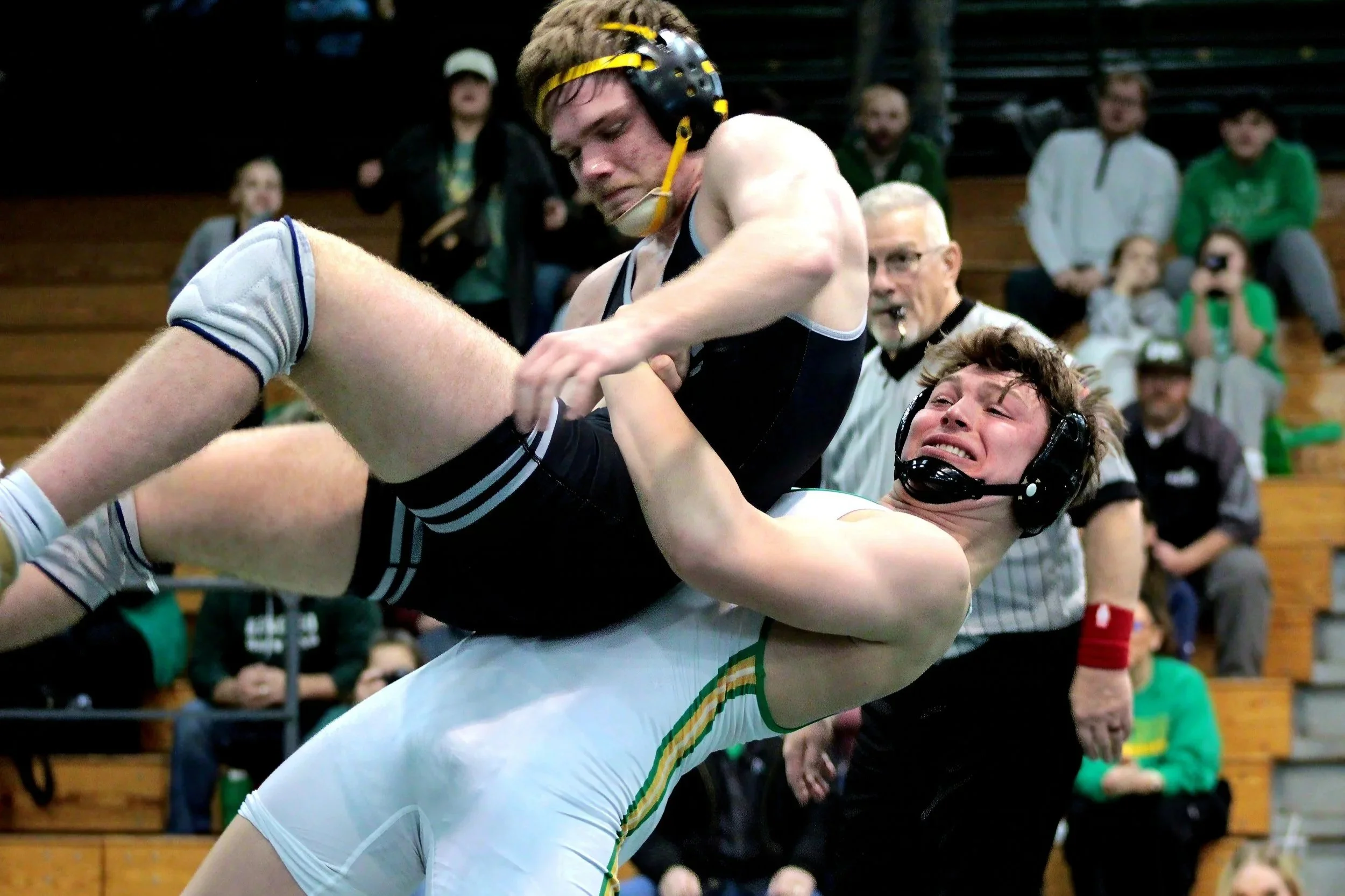 Wrestling: Champions Galore At Sterling Regional! Return Trip To State On The Line This Thursday!