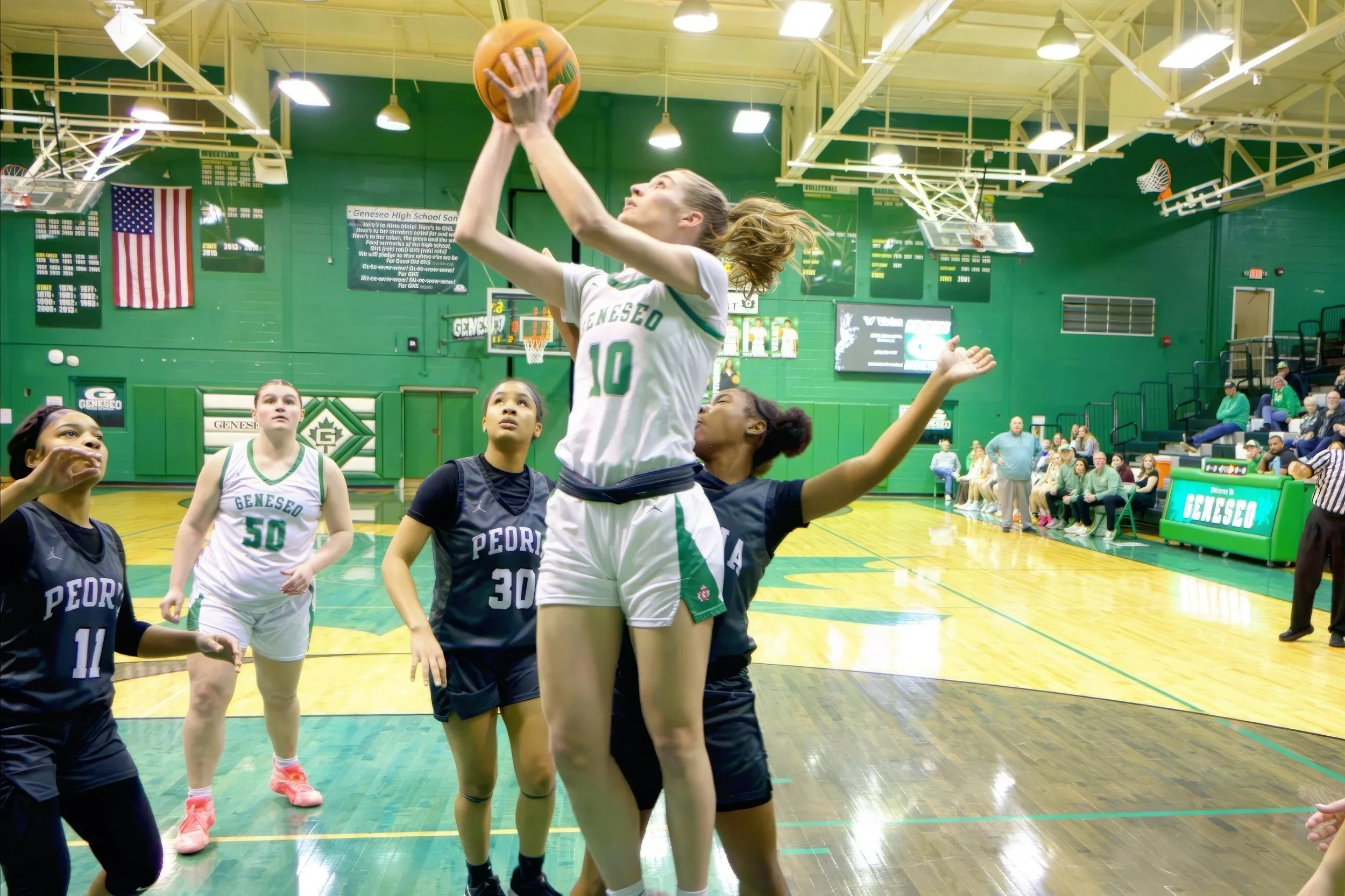 Basketball: Rapps Scores 20 In Lady Leafs Win Over Peoria! Take On Top Seeded Washington Monday! 