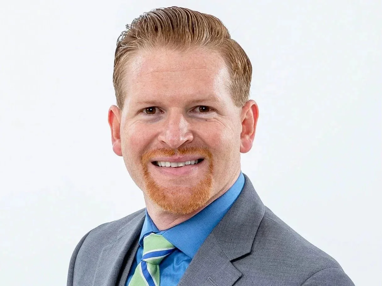 GHS Graduate Dr. Adam Kuban Receives National Journalism Teaching Award