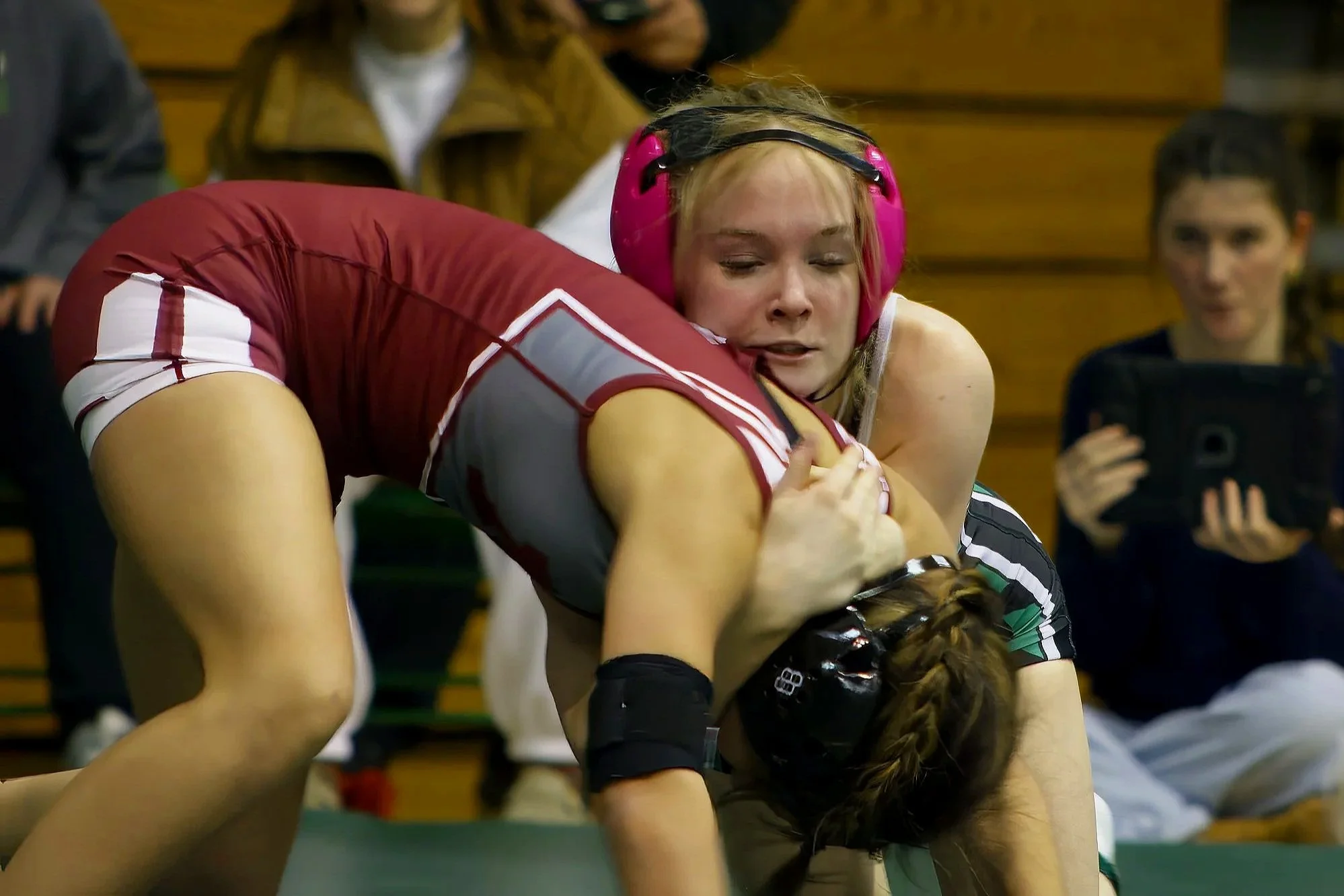 Wrestling: Lady Leafs Win WB6! Crown 5 Individual Champs!