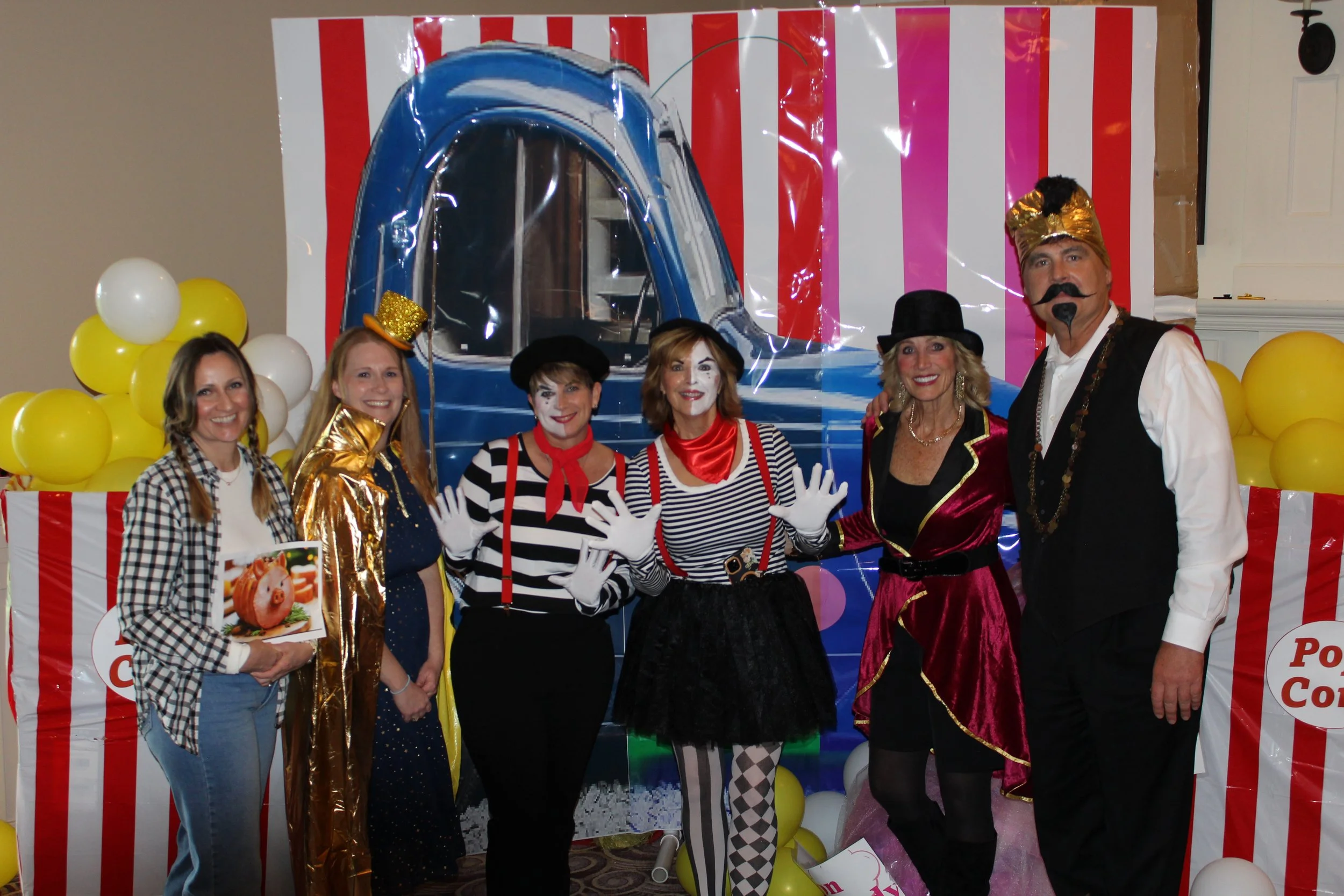 Hospital Foundation Celebrity Dinner Takes In $56,000