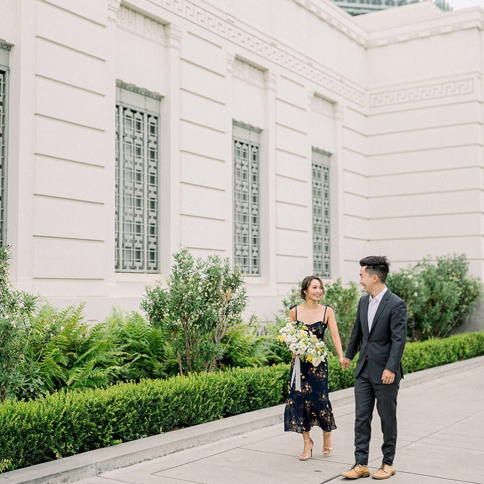 Griffith observatory is one of my favorite places for engagement sessions. This early morning was so worth it! 

Photographer: @twofourteenphotography 
Florals: @wild_and_behold_florals 
HMUA: @beautyforashesdesign @makeupbymichellejones 

#engagemen