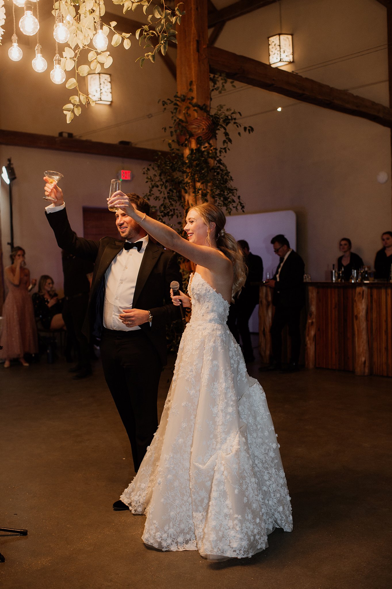 austin tx wedding photographer _ austin bride _ brides of austin _ ashley gillen photography _ the barr mansion _ houston wedding photographer _ jher358.jpg